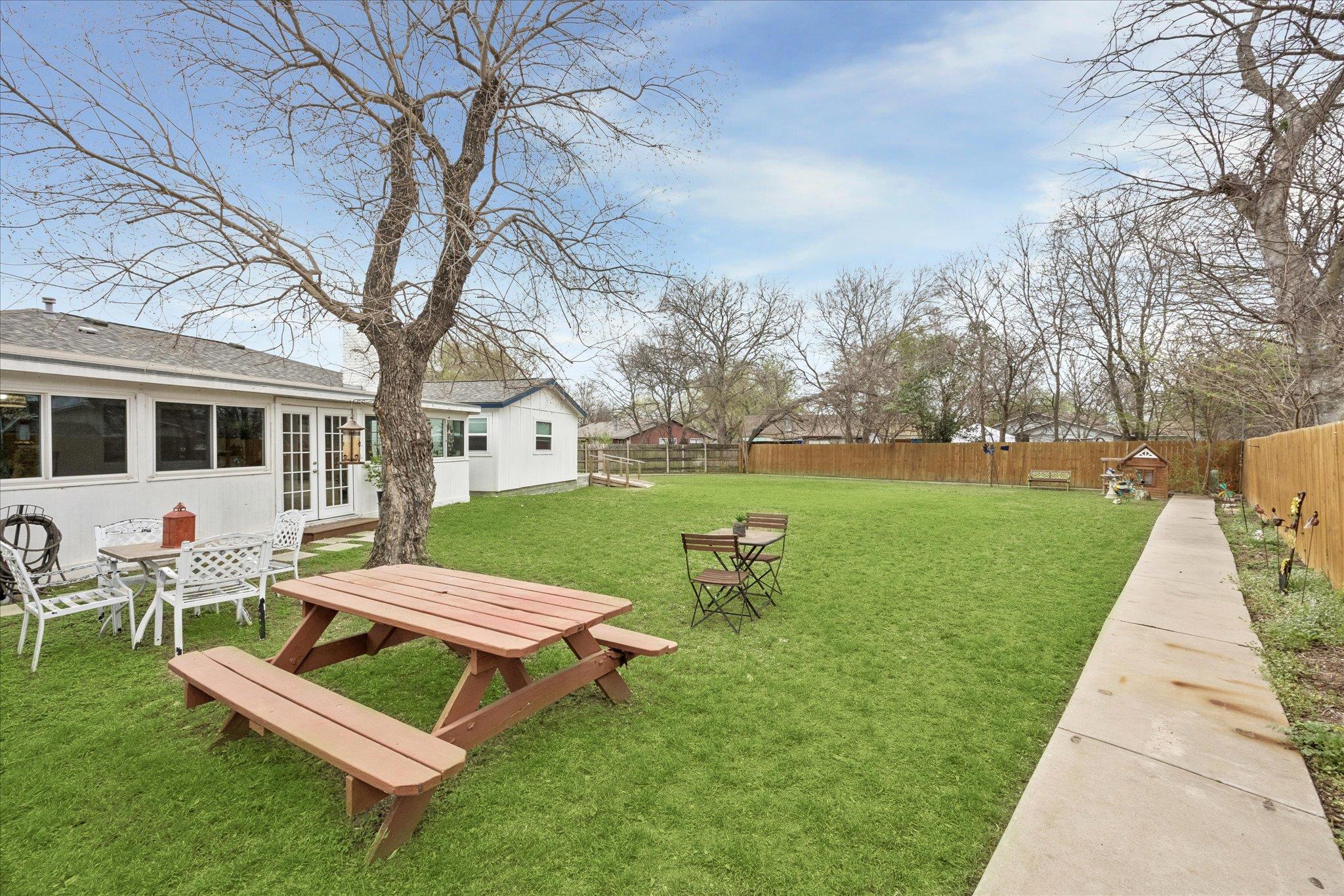 2201 Tallow Ct, Austin, TX 78744