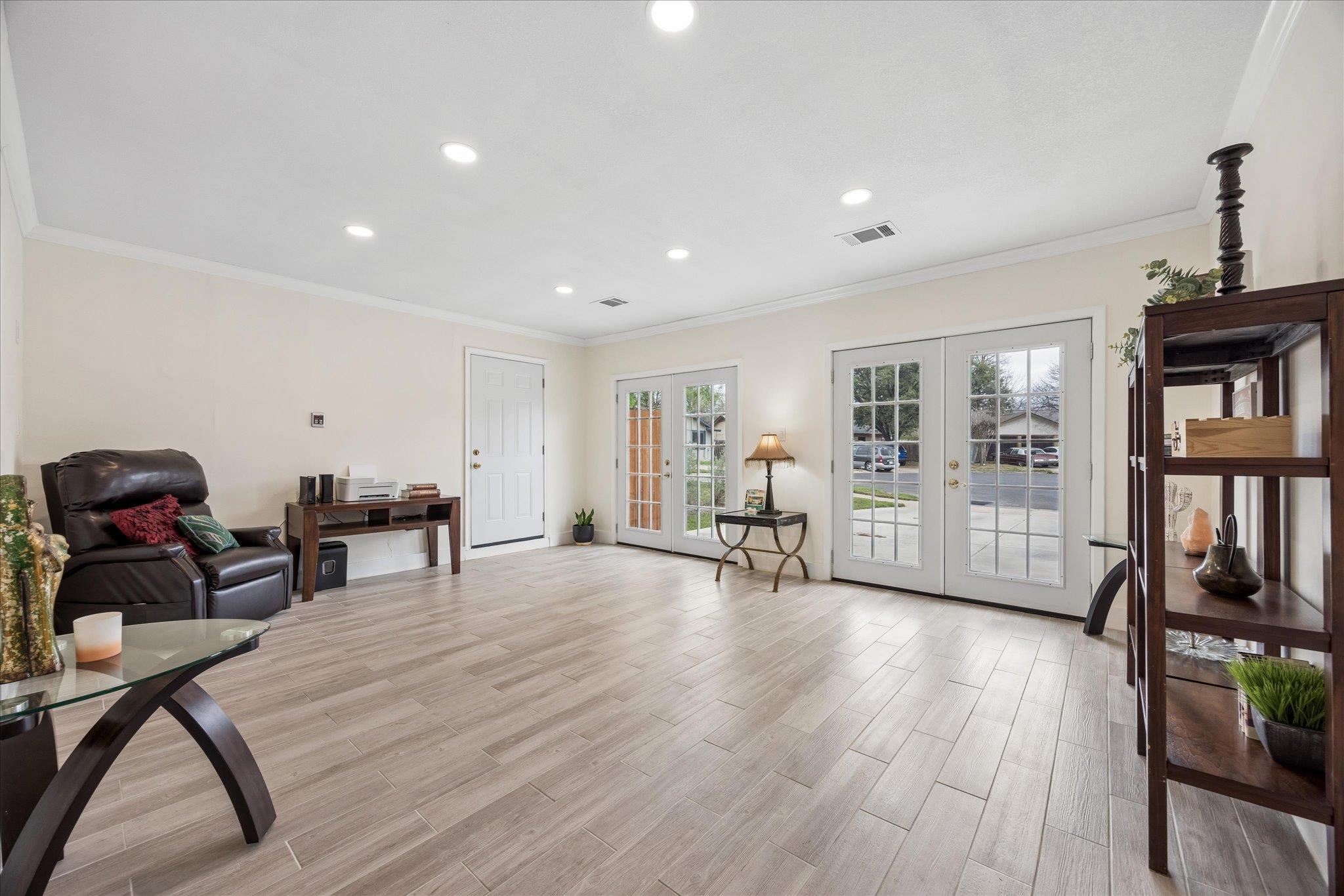 2201 Tallow Ct, Austin, TX 78744