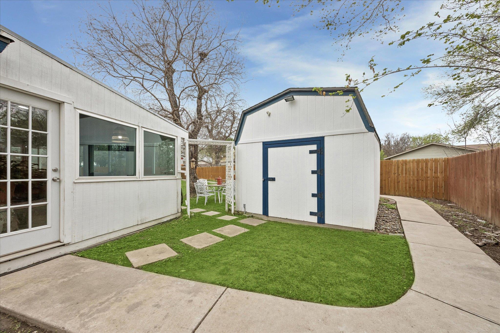 2201 Tallow Ct, Austin, TX 78744