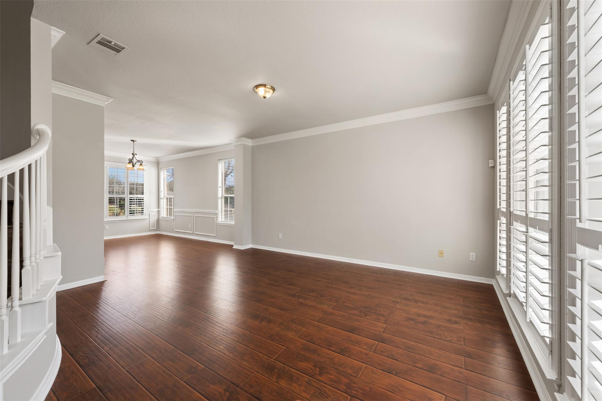 3893 Royal Troon Dr, Round Rock, TX 78664