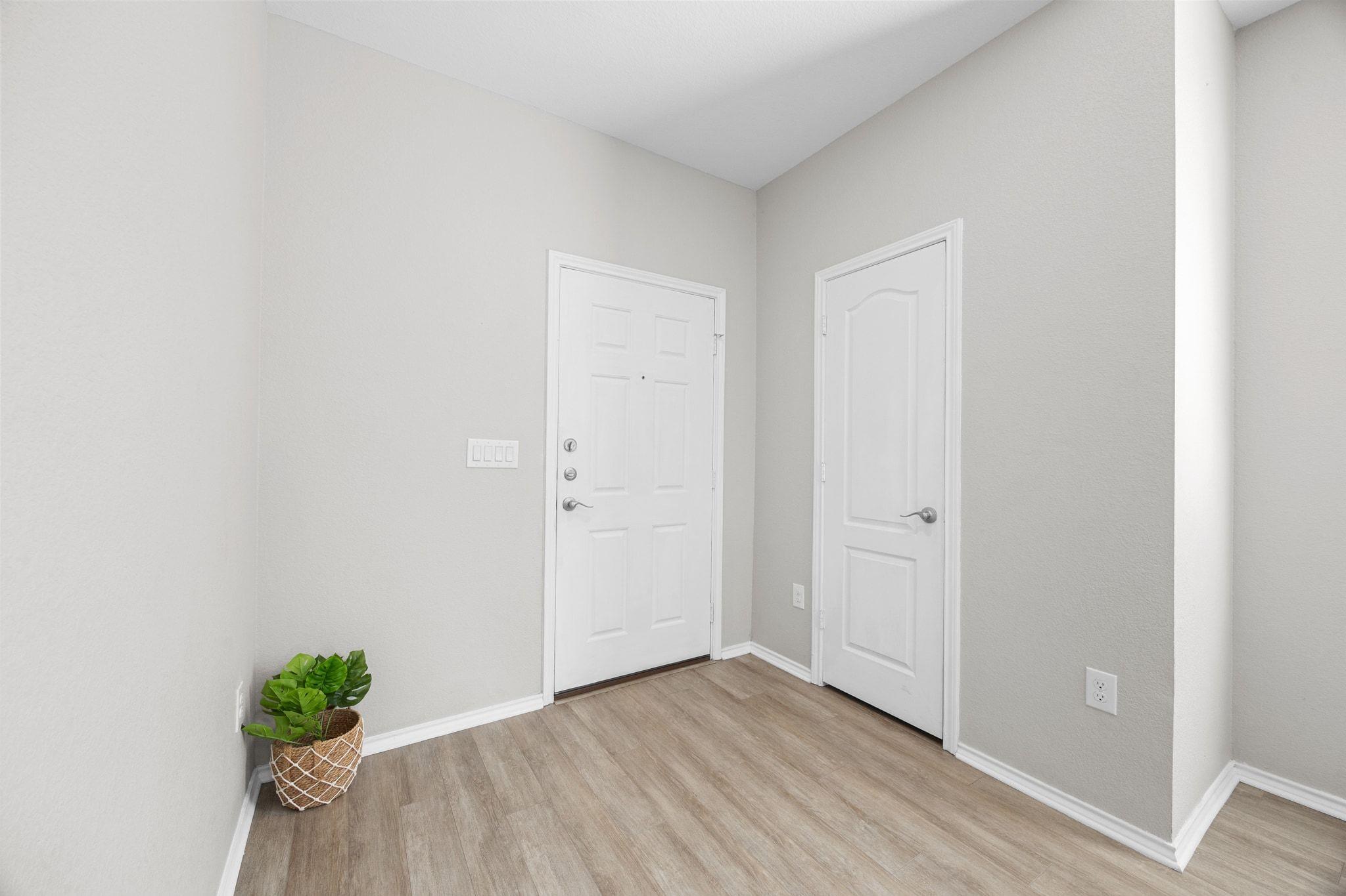 6312 Wagon Spring St, Del Valle, TX 78617