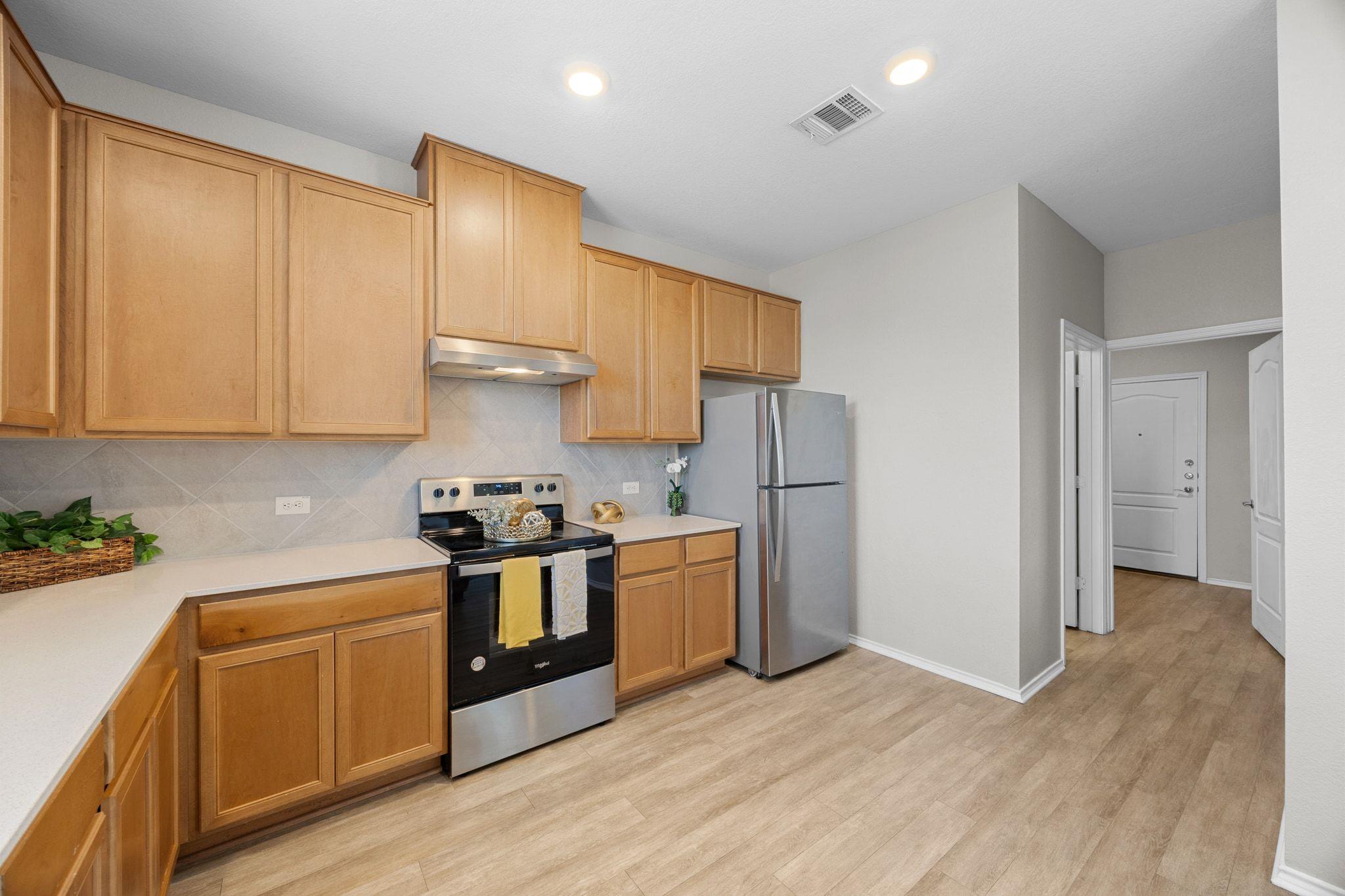 6312 Wagon Spring St, Del Valle, TX 78617