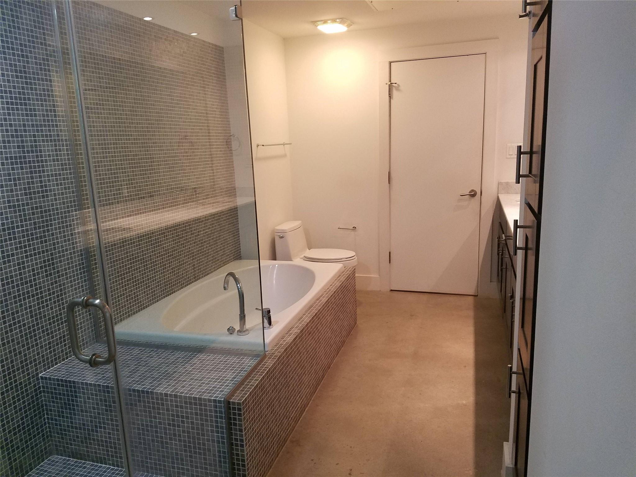 2205 N Lamar Blvd # 311, Austin, TX 78705