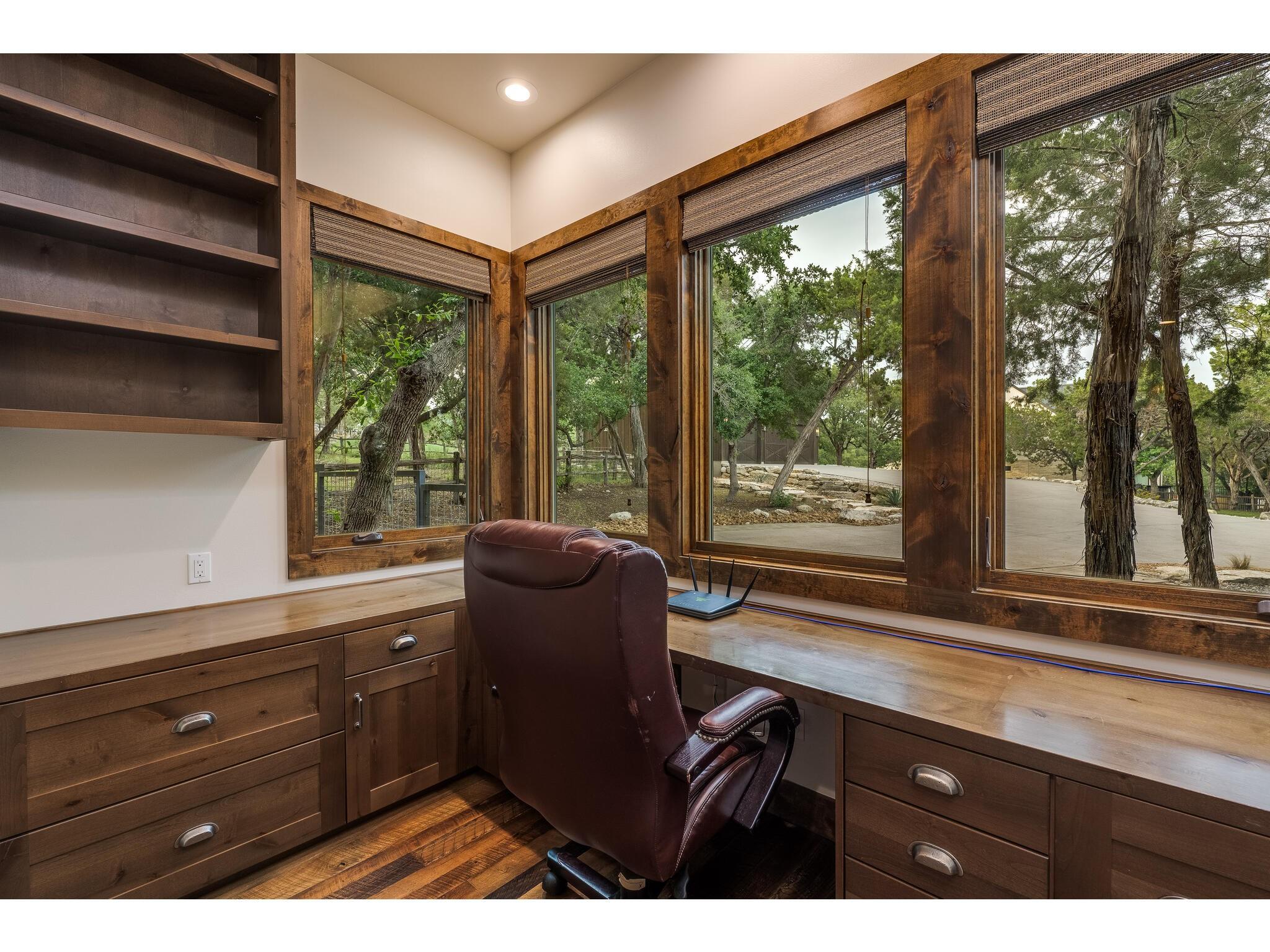 19604 Flying J Blvd, Spicewood, TX 78669