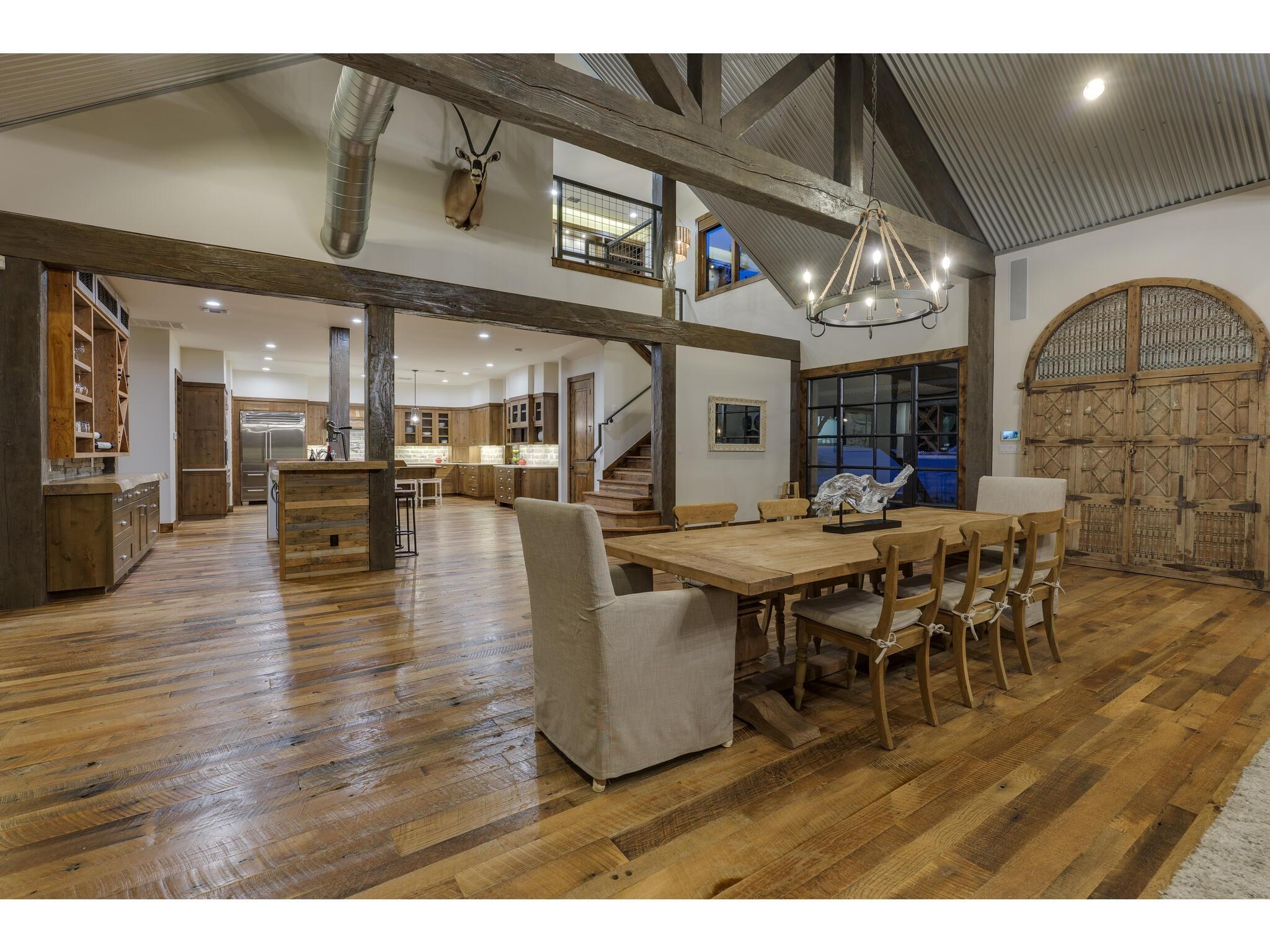 19604 Flying J Blvd, Spicewood, TX 78669