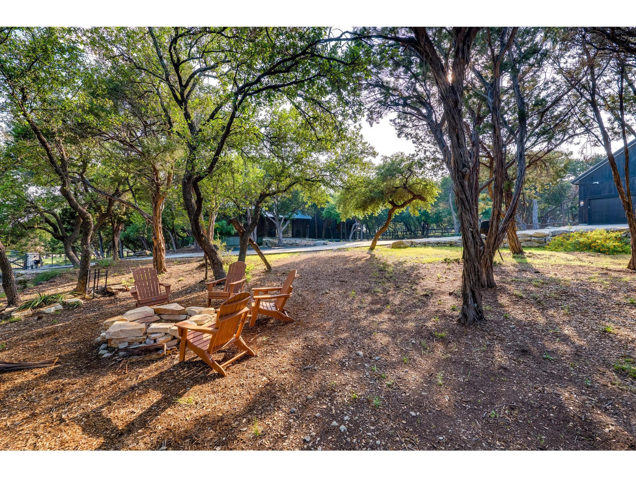 19604 Flying J Blvd, Spicewood, TX 78669