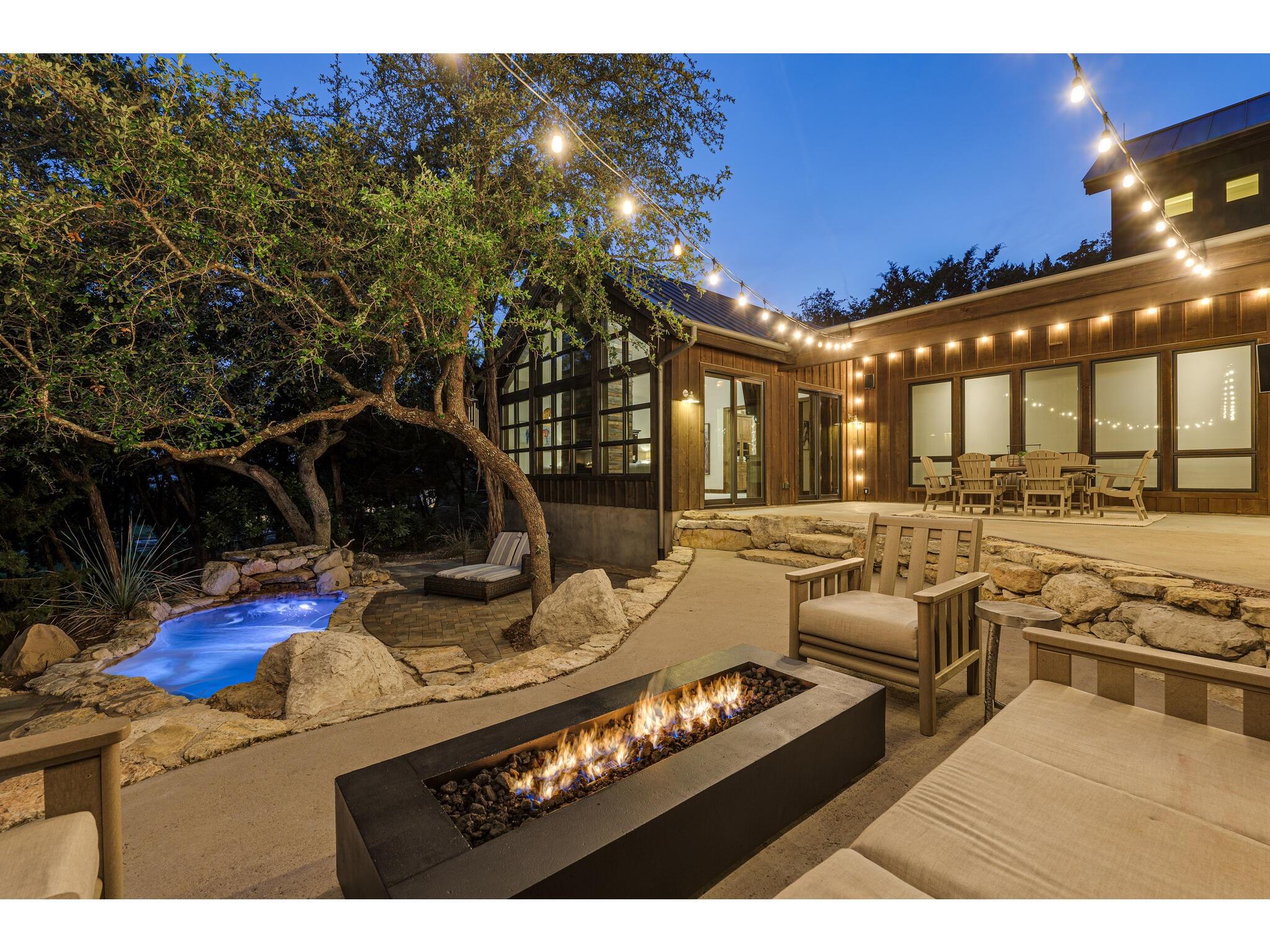 19604 Flying J Blvd, Spicewood, TX 78669