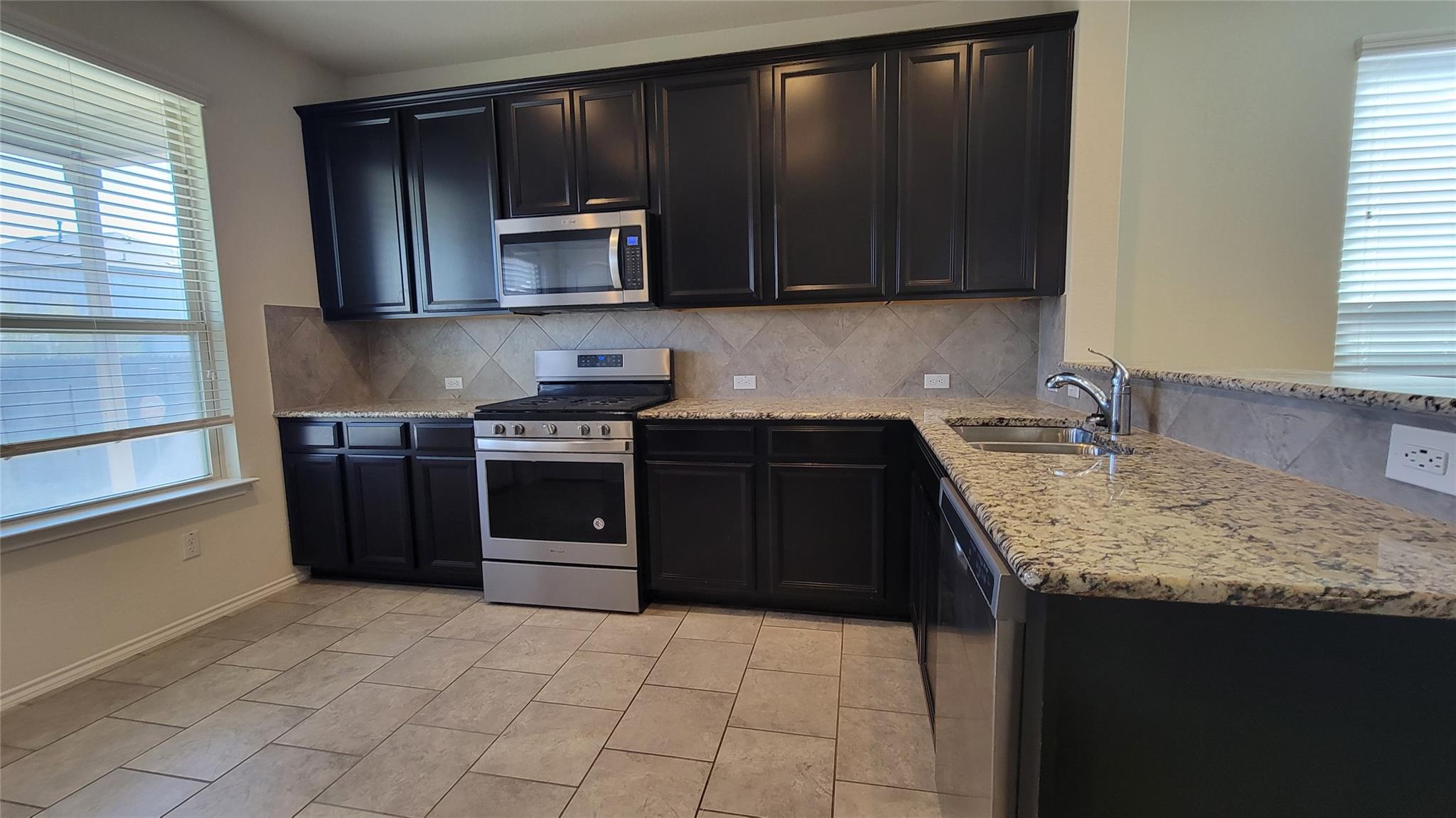 2601 Chandler Creek Blvd # 14, Round Rock, TX 78665