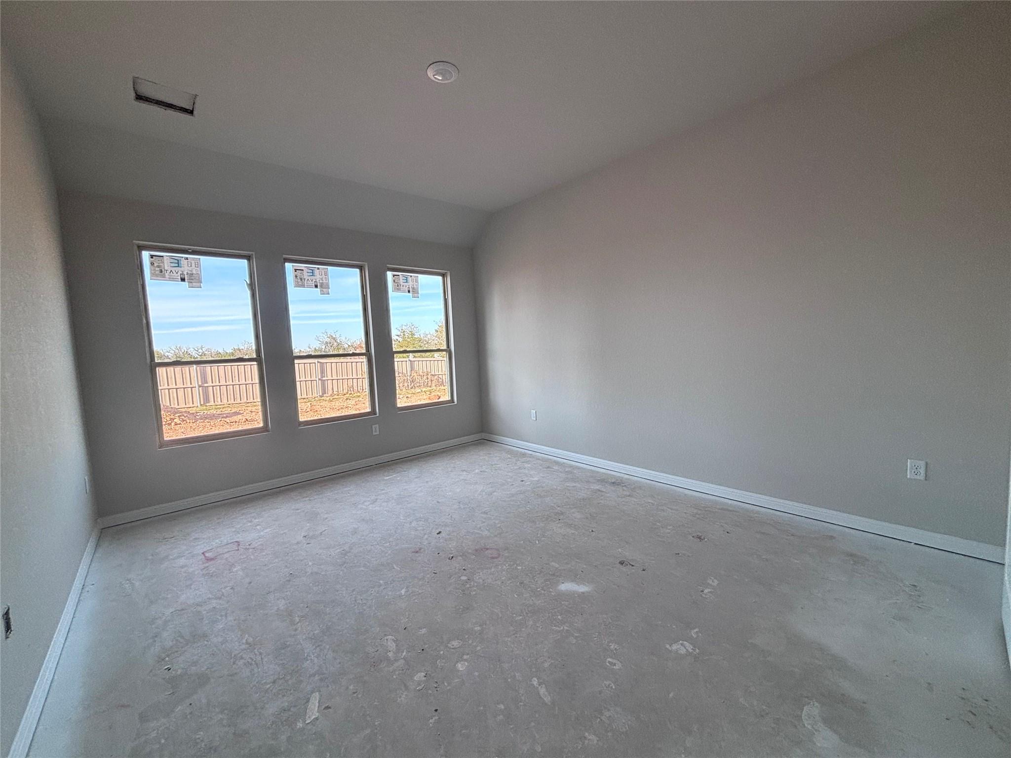 140 Coleto Trl, Bastrop, TX 78602