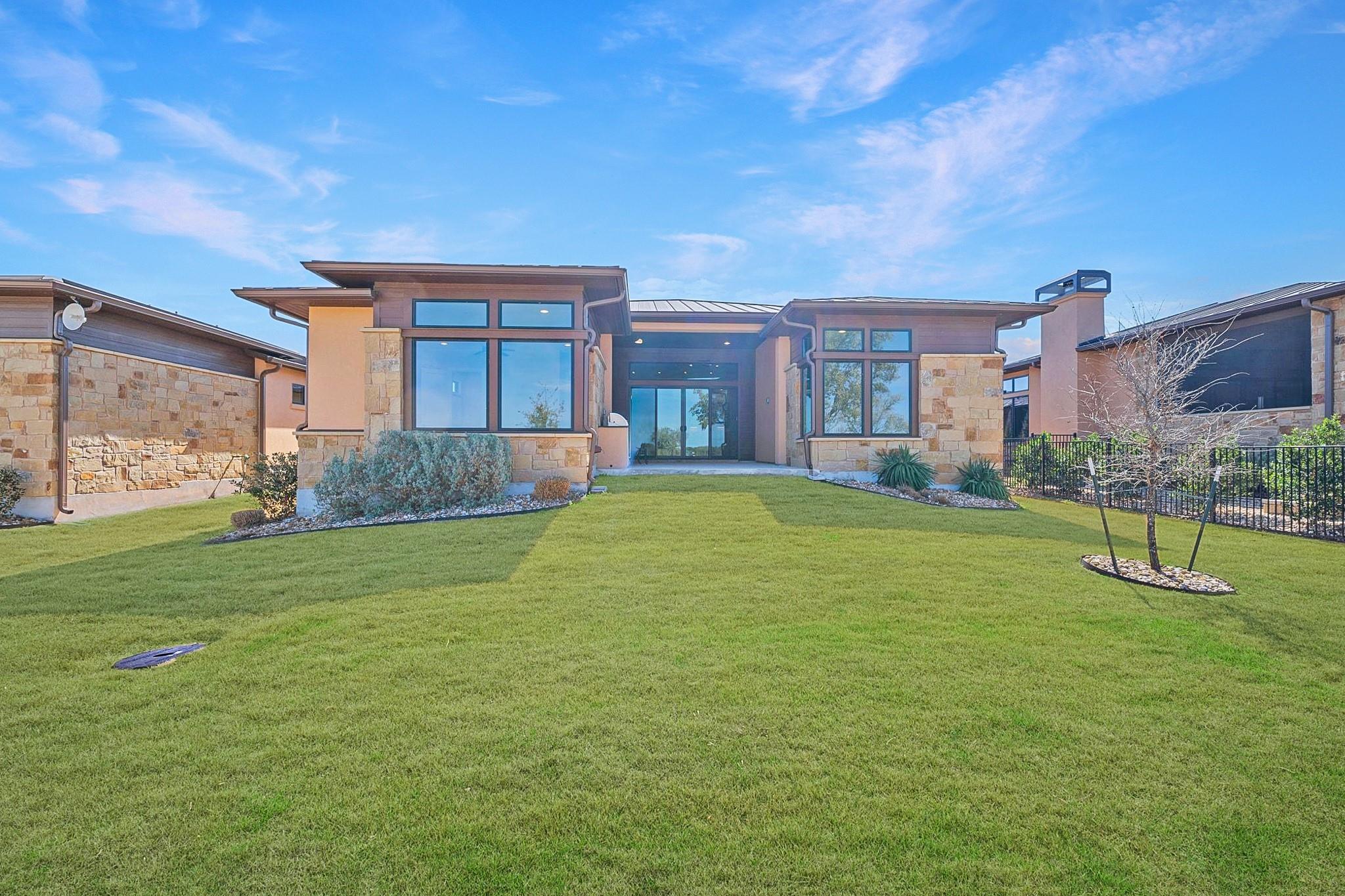 2308 KAHALA SUNSET Dr, Spicewood, TX 78669