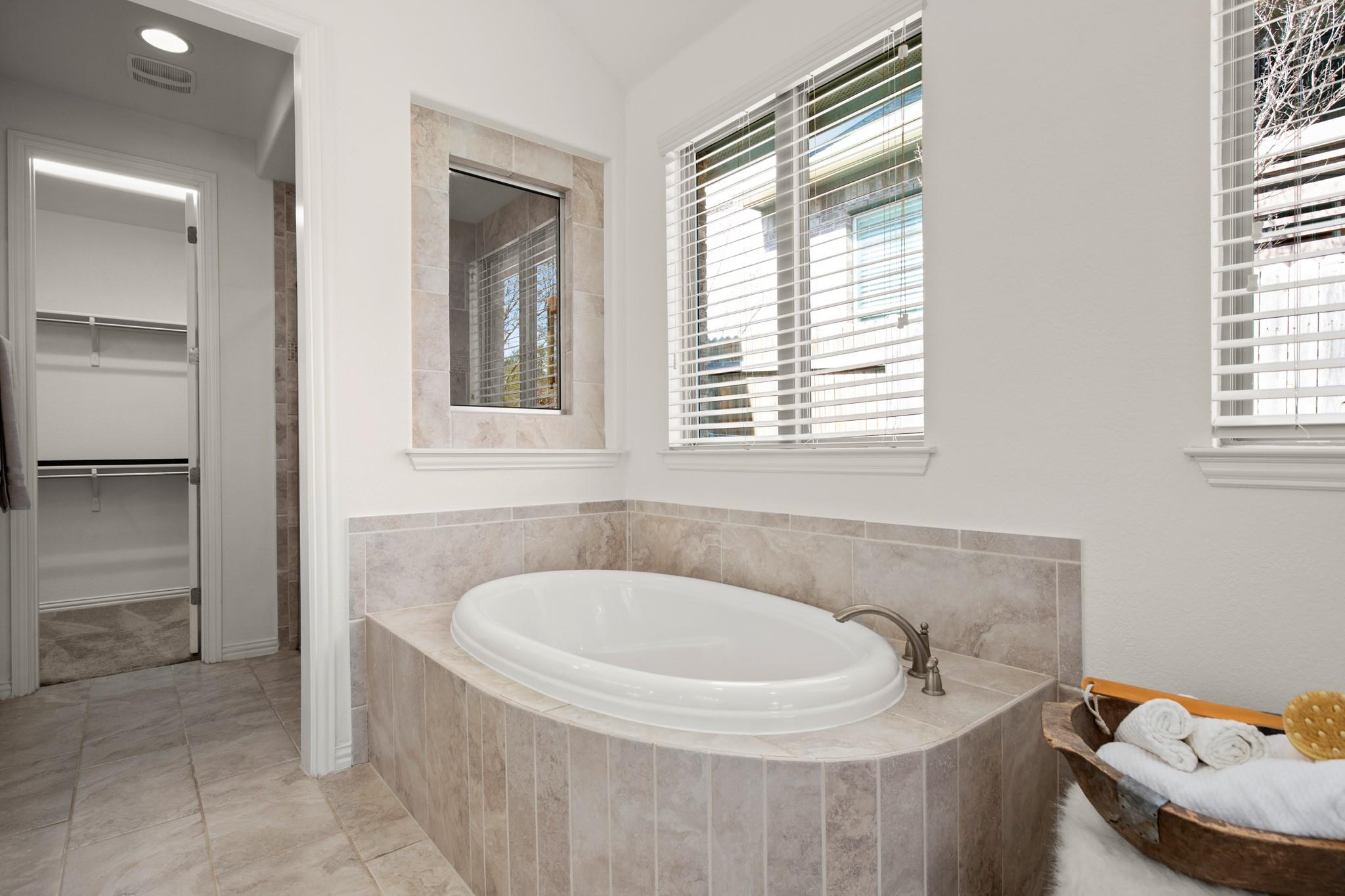 304 Fort Cobb Way, Georgetown, TX 78628