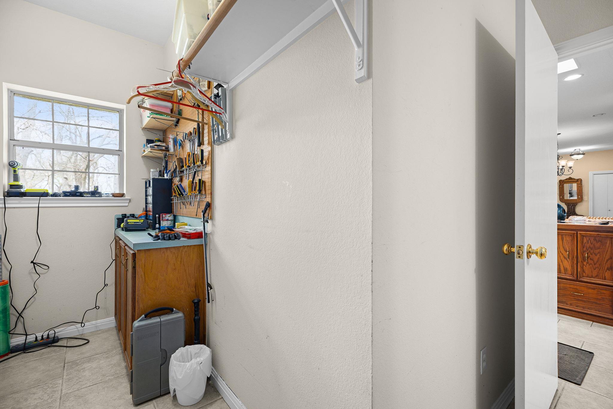 75 County Road 129, Taylor, TX 76574