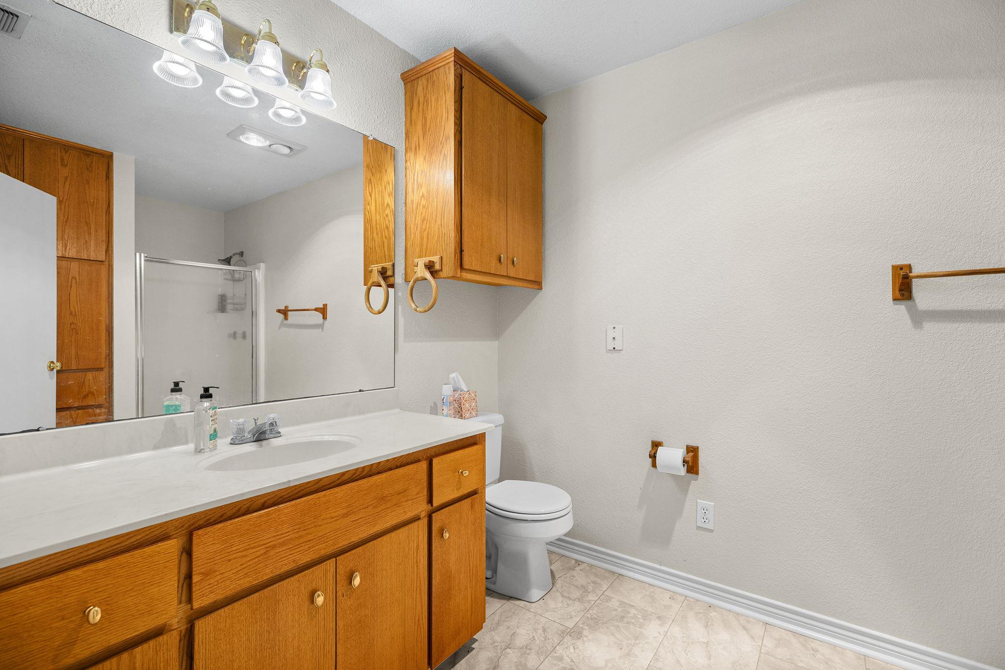 75 County Road 129, Taylor, TX 76574