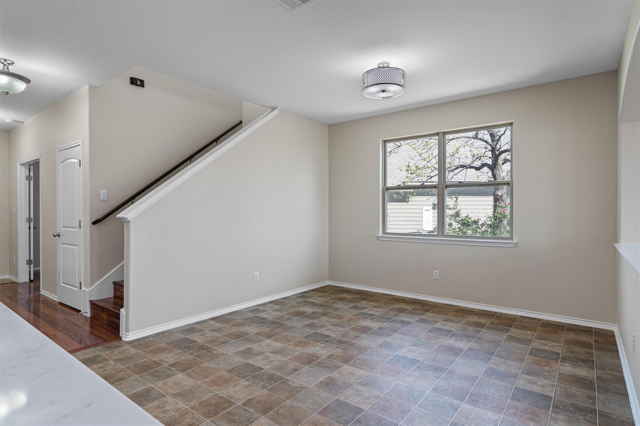 125 Palestine Cv, Hutto, TX 78634