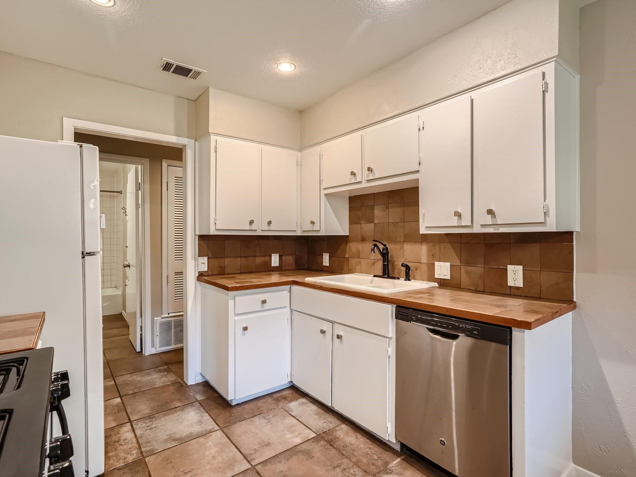 1209 Speer Ln, Austin, TX 78745