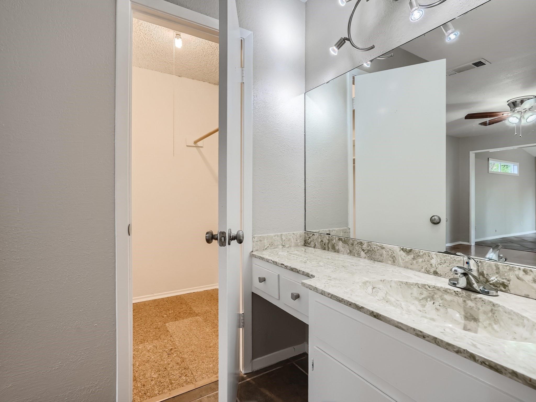 1209 Speer Ln, Austin, TX 78745