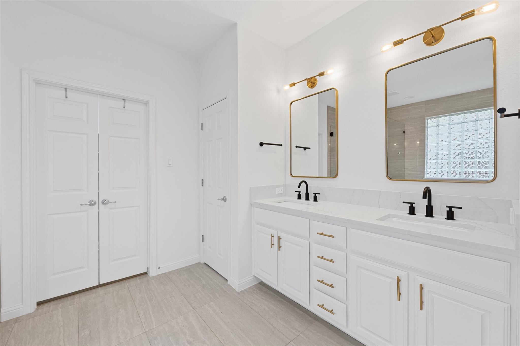 10733 Maelin Dr, Austin, TX 78739