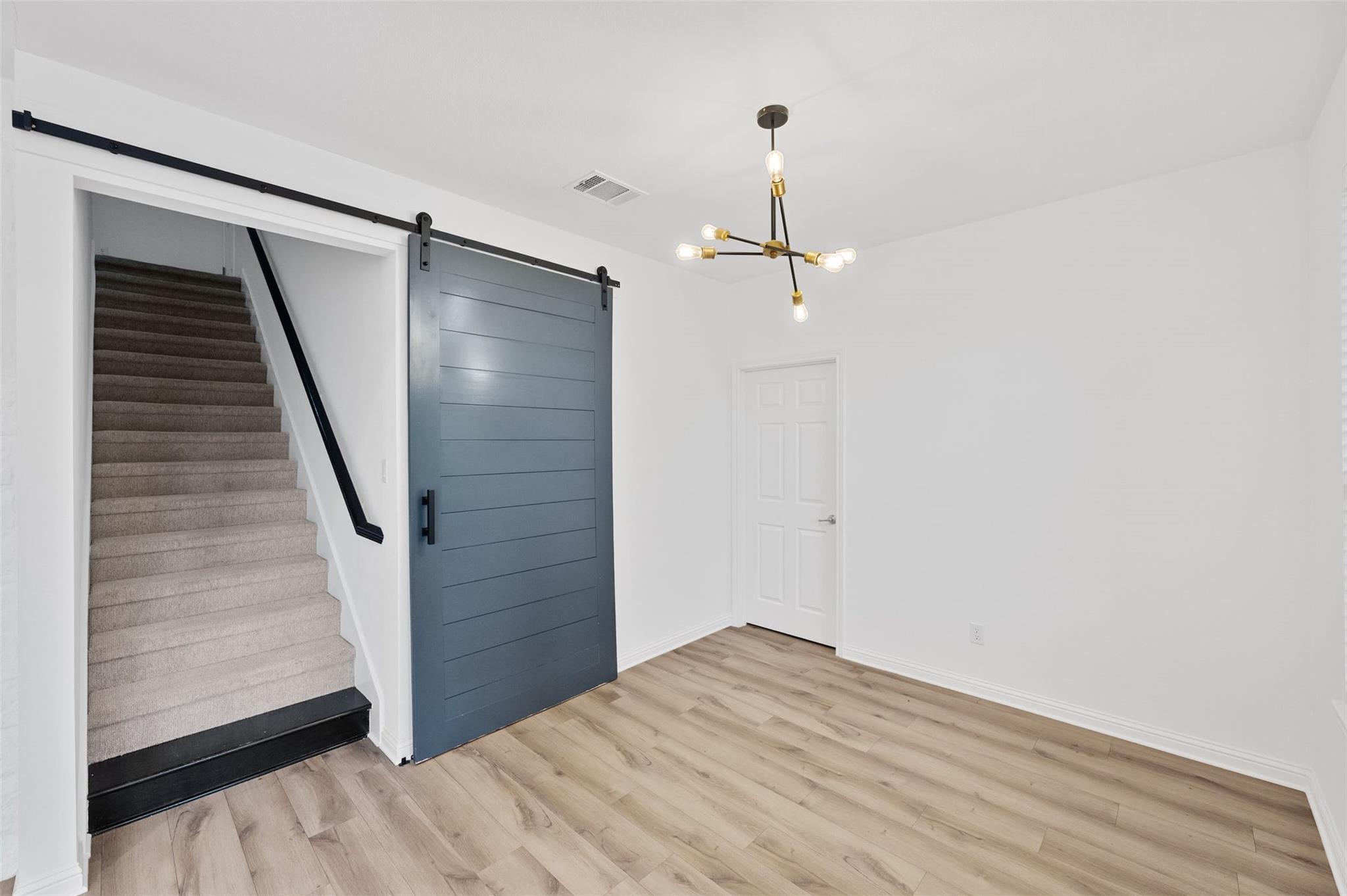 10733 Maelin Dr, Austin, TX 78739