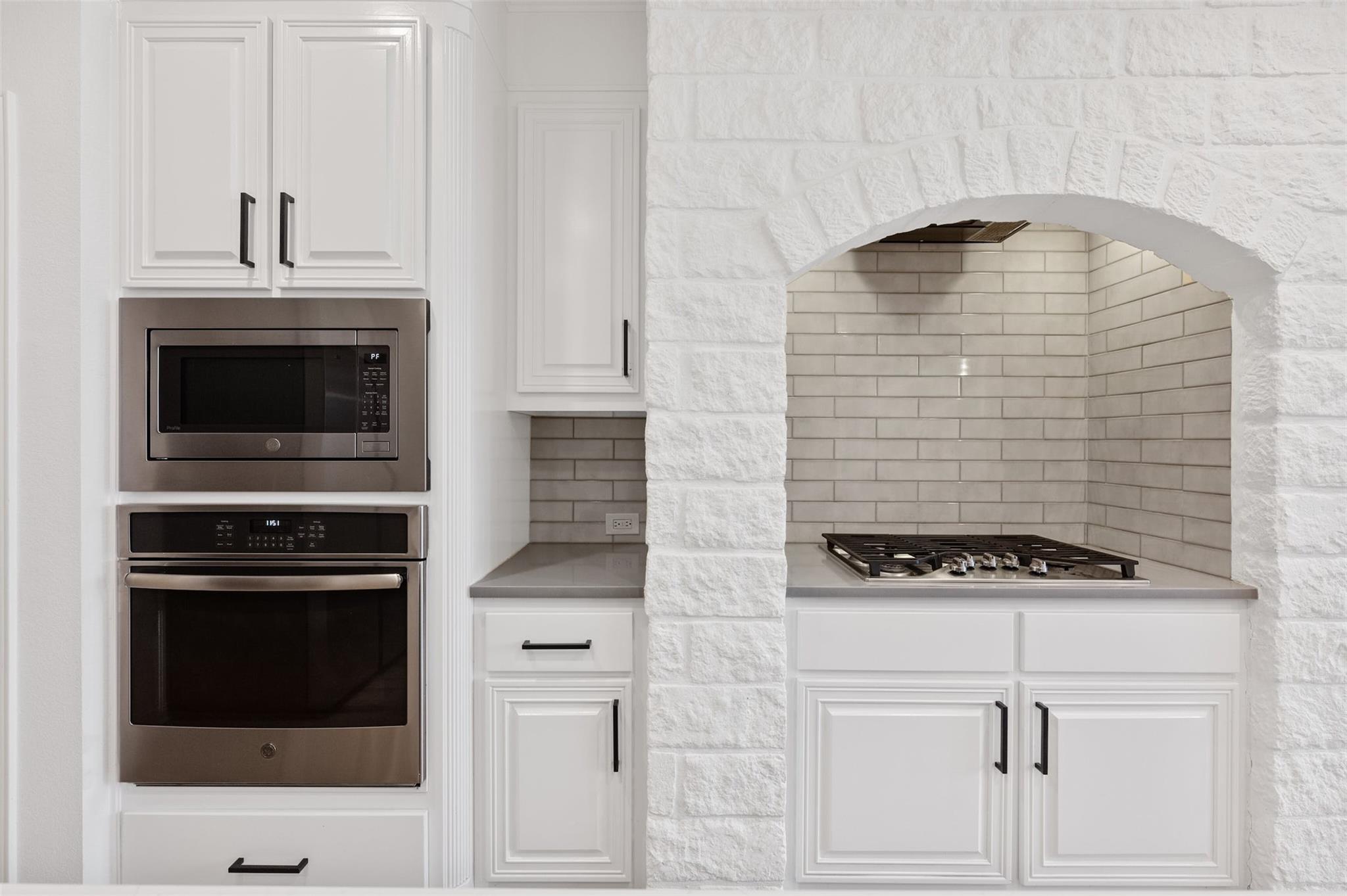 10733 Maelin Dr, Austin, TX 78739