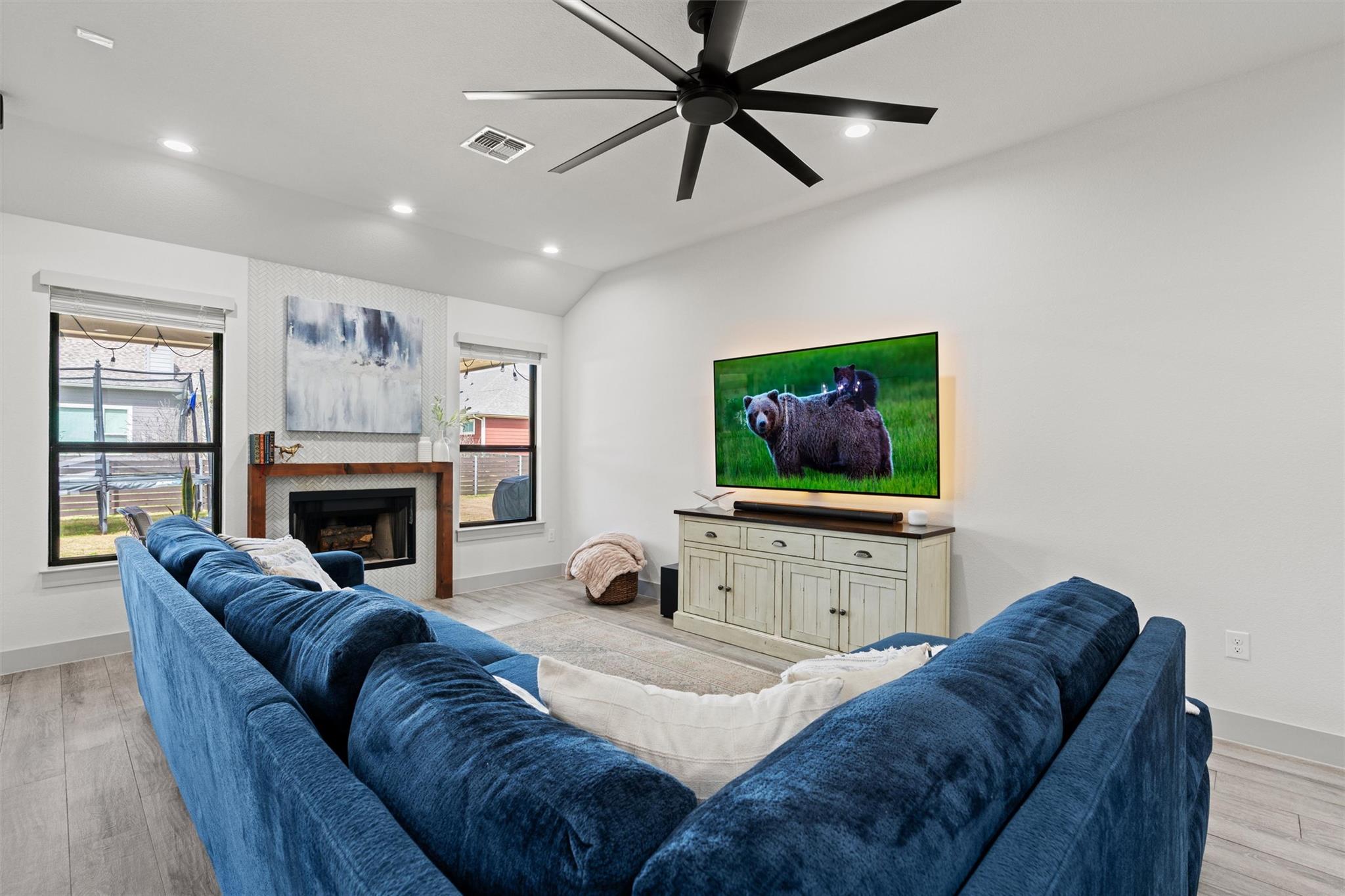 108 Dax Dr, Liberty Hill, TX 78642