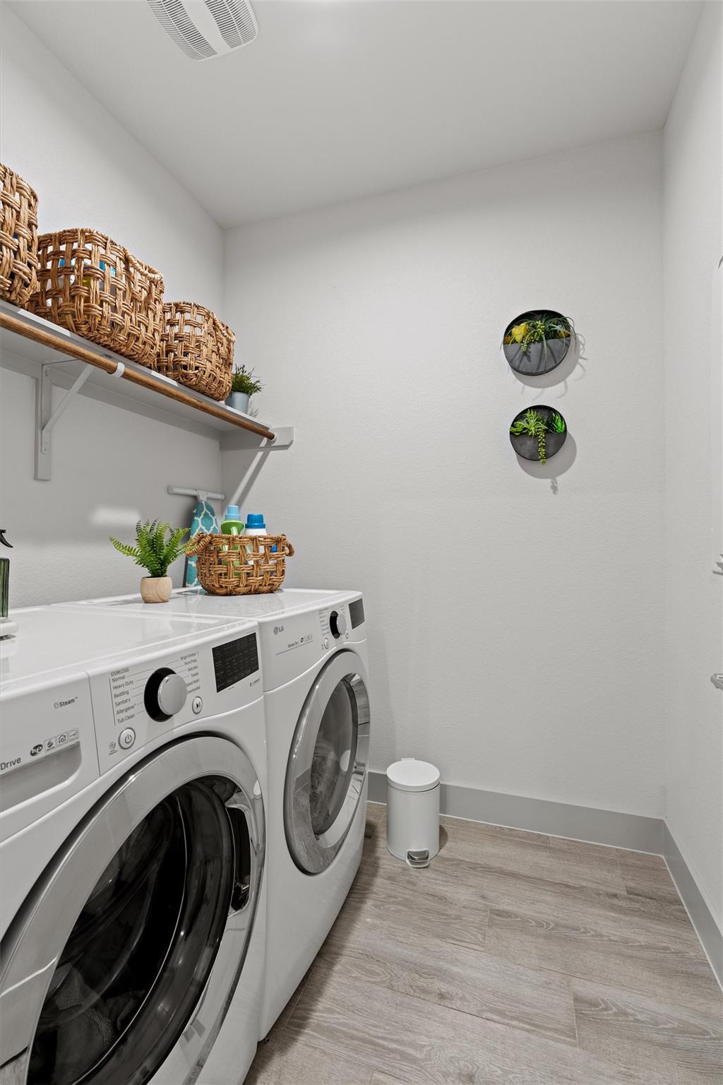 108 Dax Dr, Liberty Hill, TX 78642