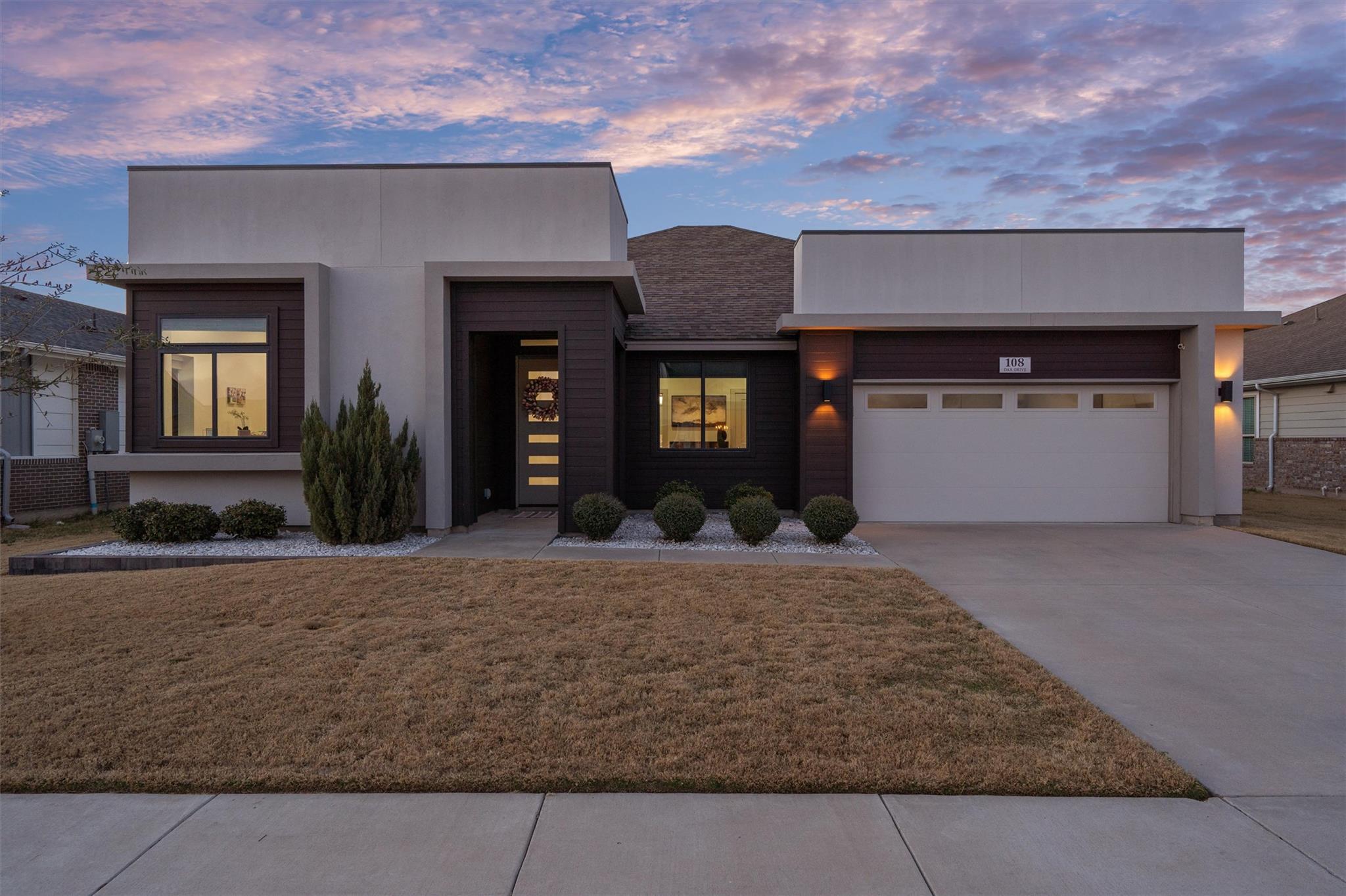 108 Dax Dr, Liberty Hill, TX 78642