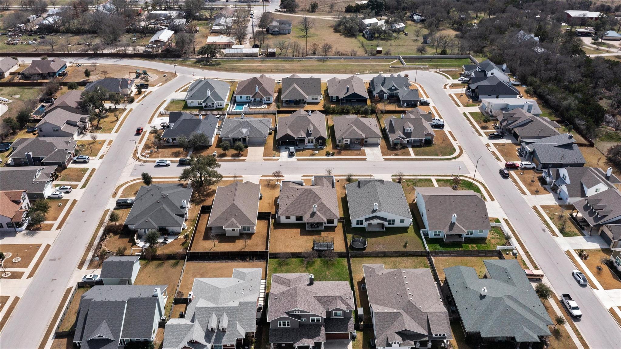 108 Dax Dr, Liberty Hill, TX 78642