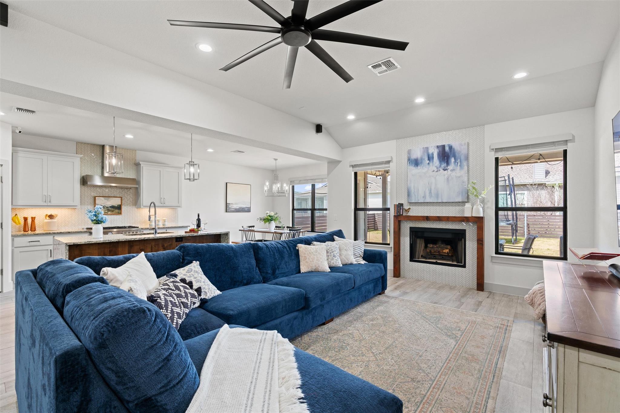 108 Dax Dr, Liberty Hill, TX 78642