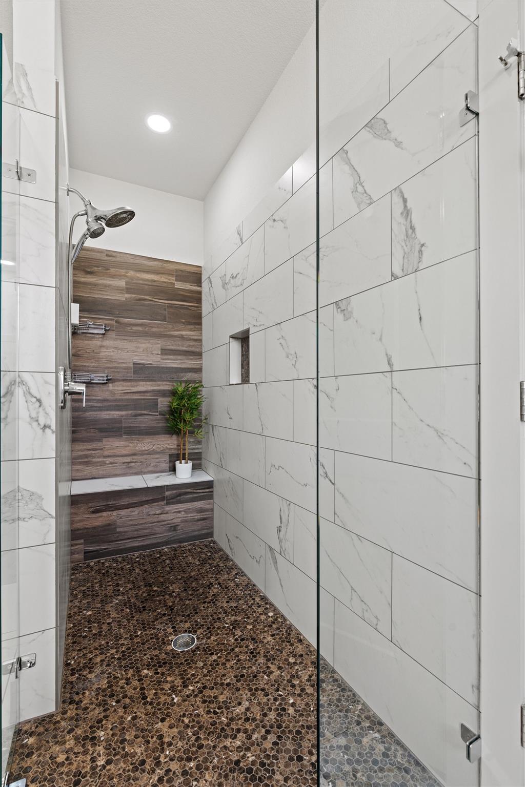 108 Dax Dr, Liberty Hill, TX 78642