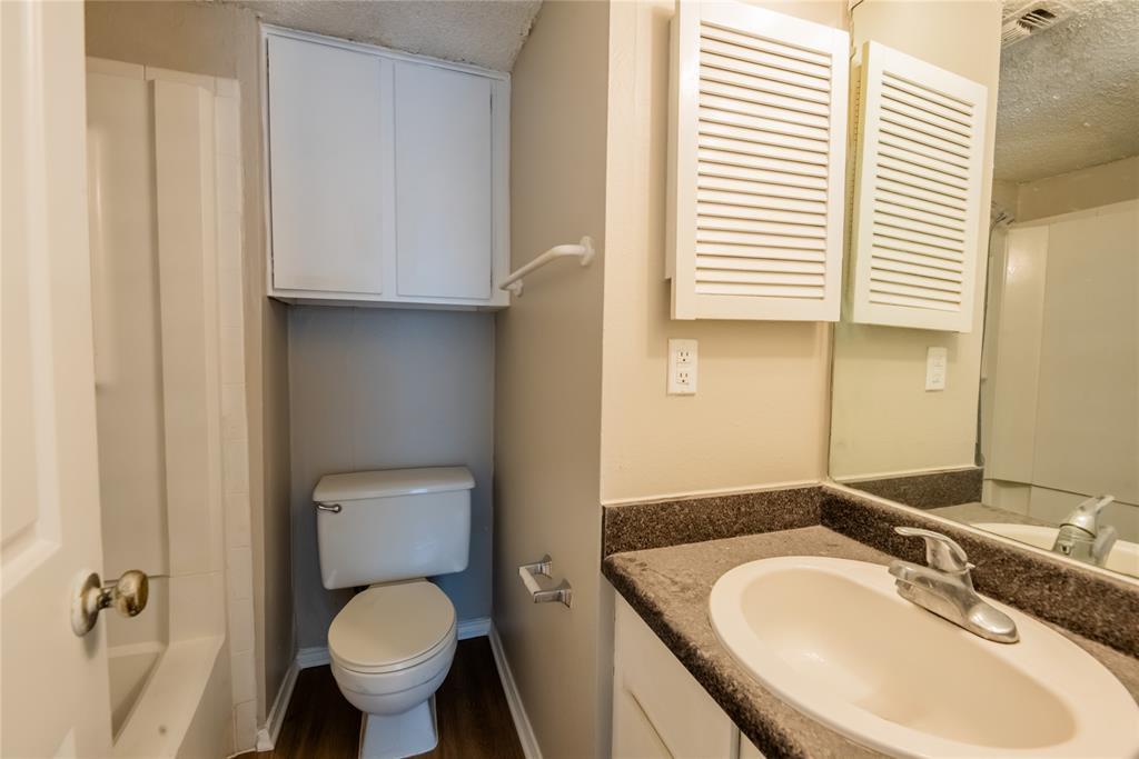 2401 Leon St # 108, Austin, TX 78705