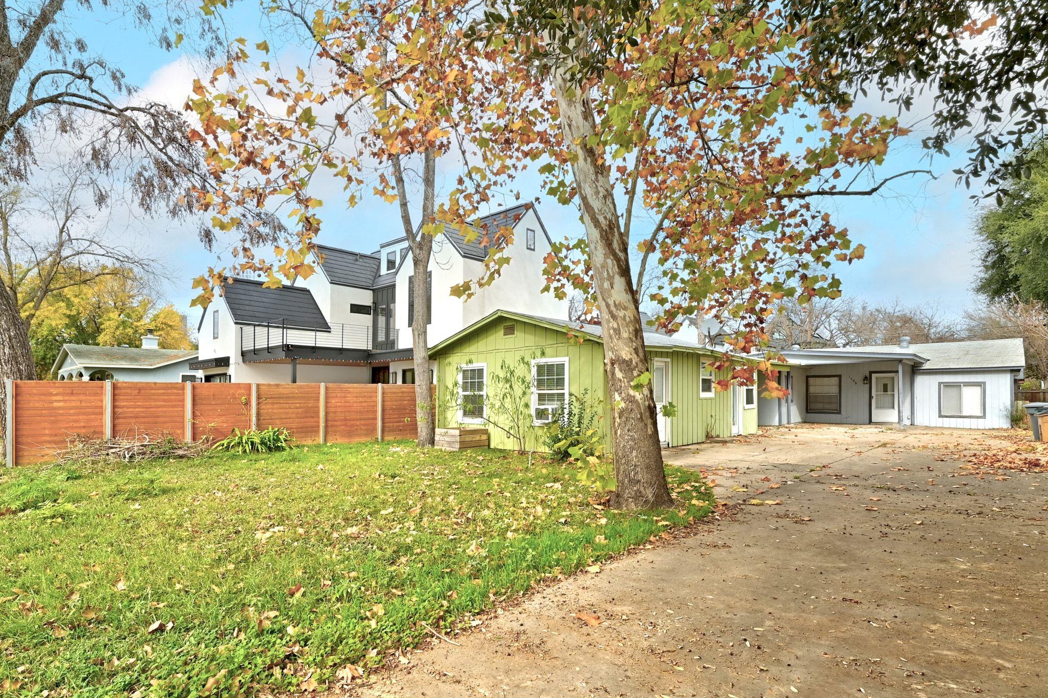 1706 Riverview St # A, Austin, TX 78702