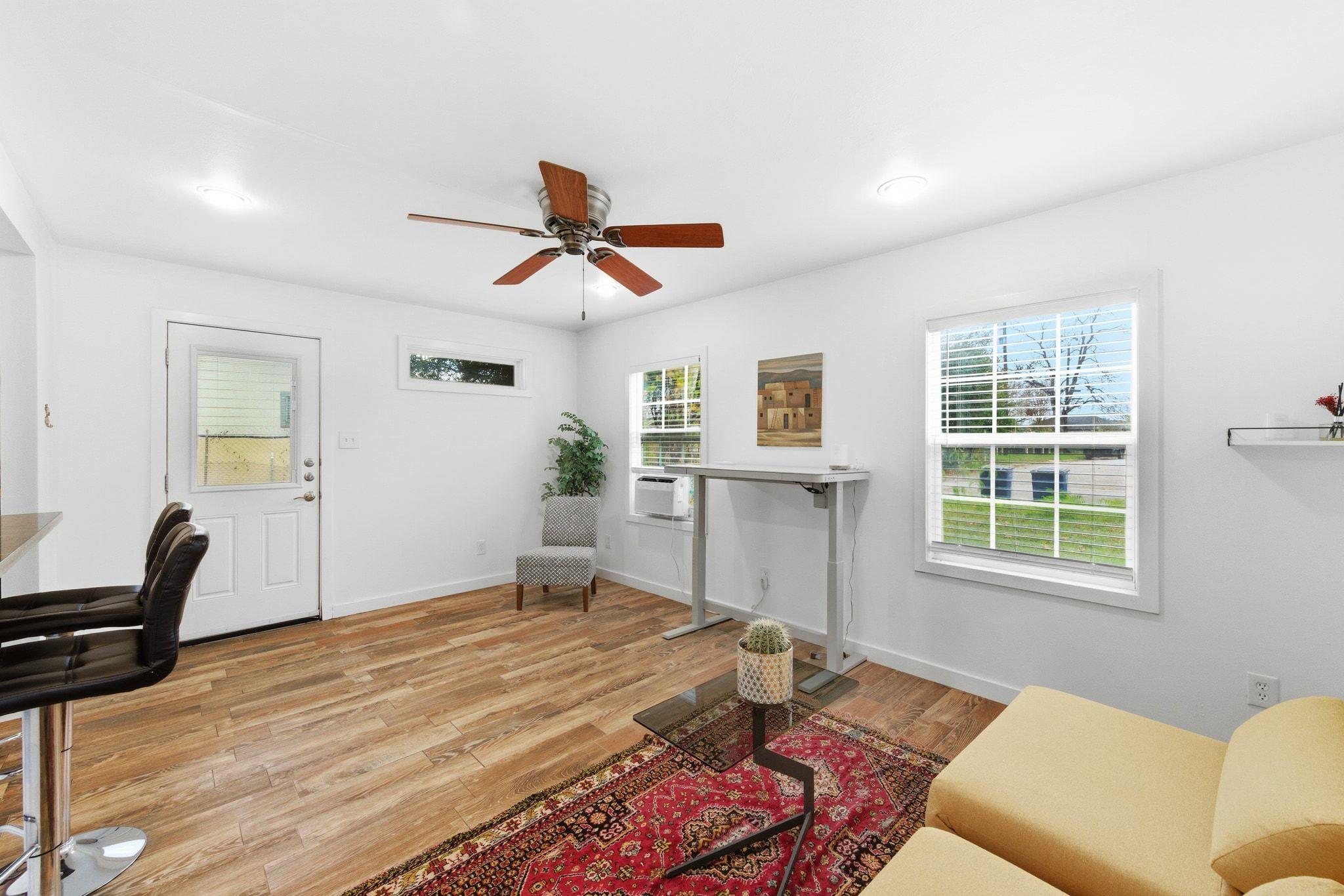 1706 Riverview St # A, Austin, TX 78702