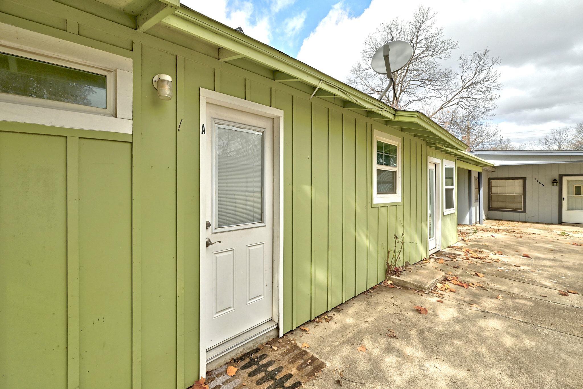 1706 Riverview St # A, Austin, TX 78702