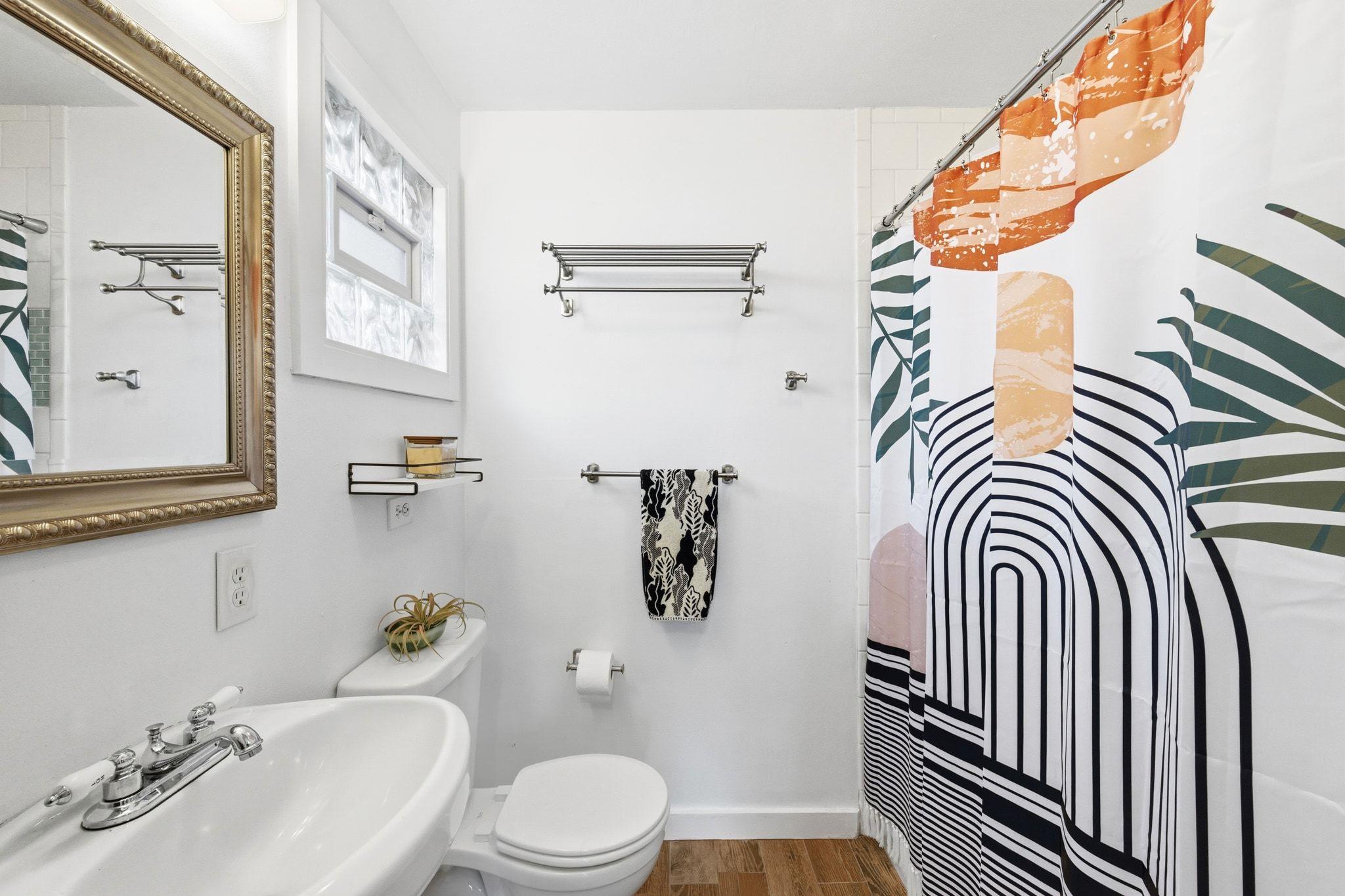 1706 Riverview St # A, Austin, TX 78702