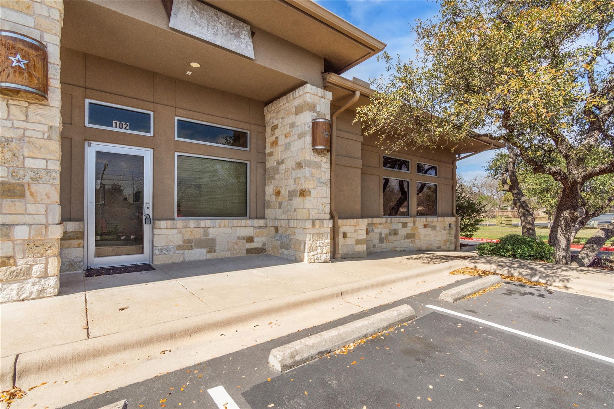 3401 Royal Vista Blvd # B102, Round Rock, TX 78681