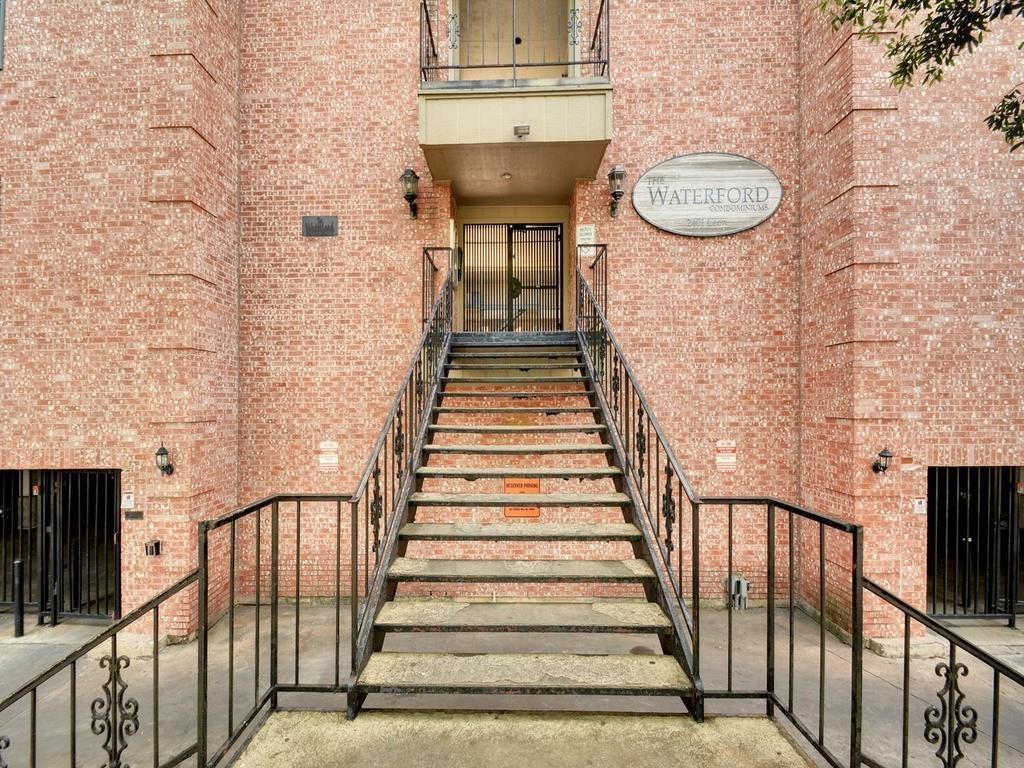 2401 Leon St # 201, Austin, TX 78705