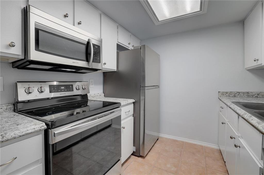2401 Leon St # 201, Austin, TX 78705