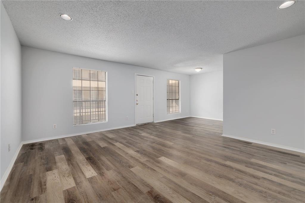 2401 Leon St # 201, Austin, TX 78705