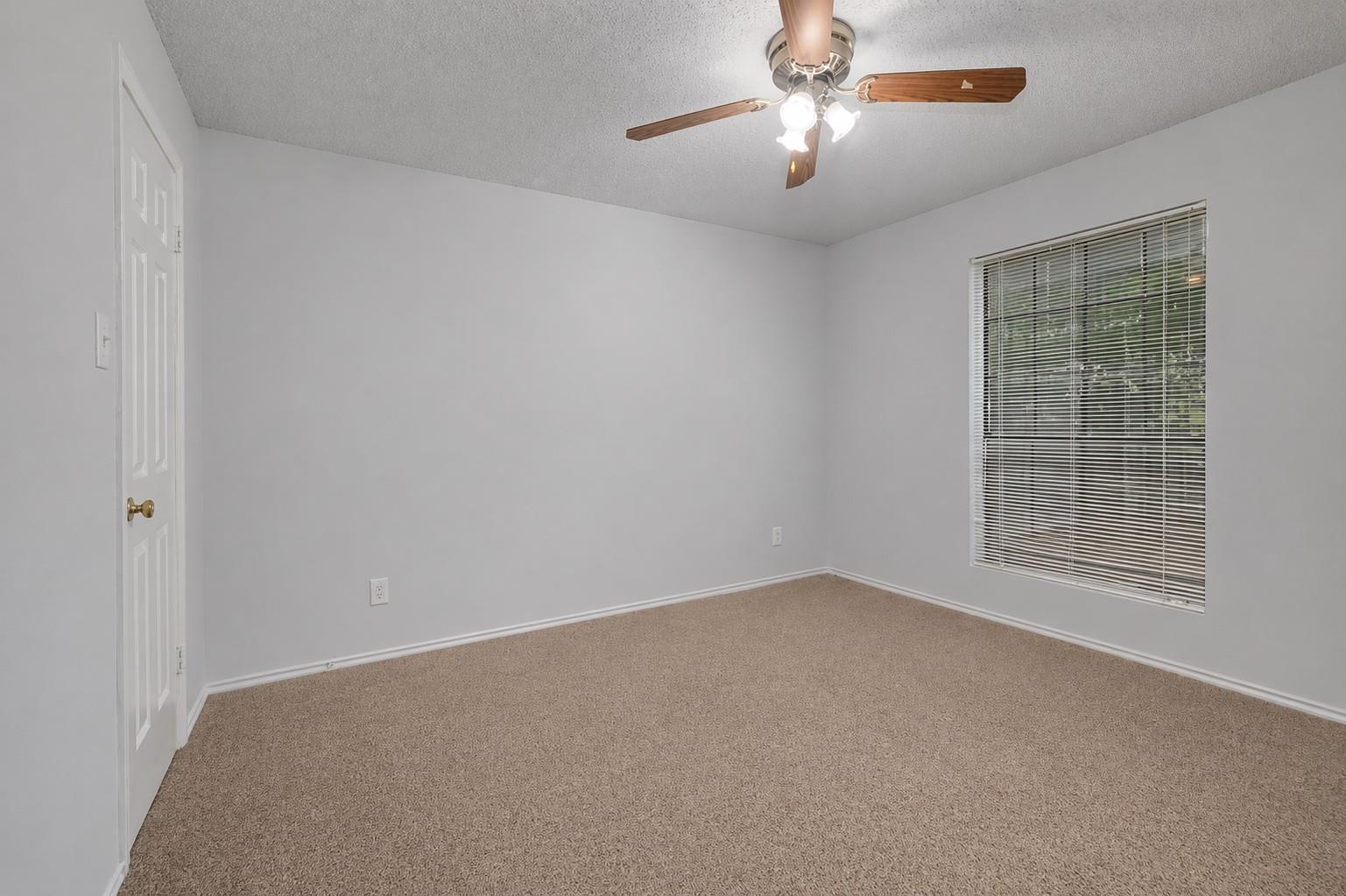 2401 Leon St # 201, Austin, TX 78705