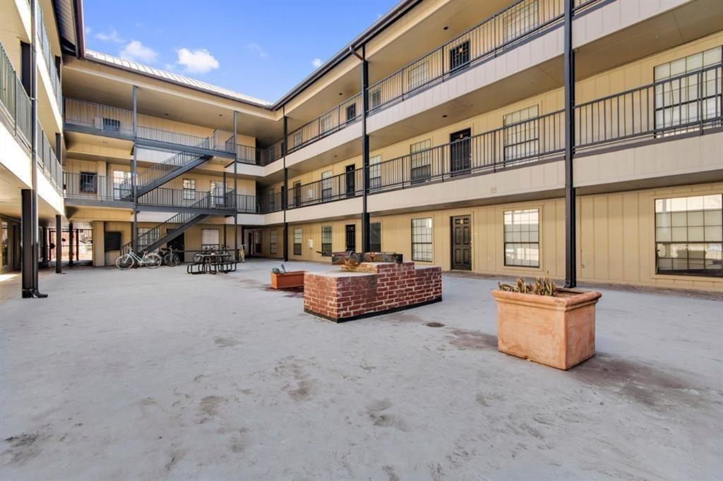 2401 Leon St # 201, Austin, TX 78705