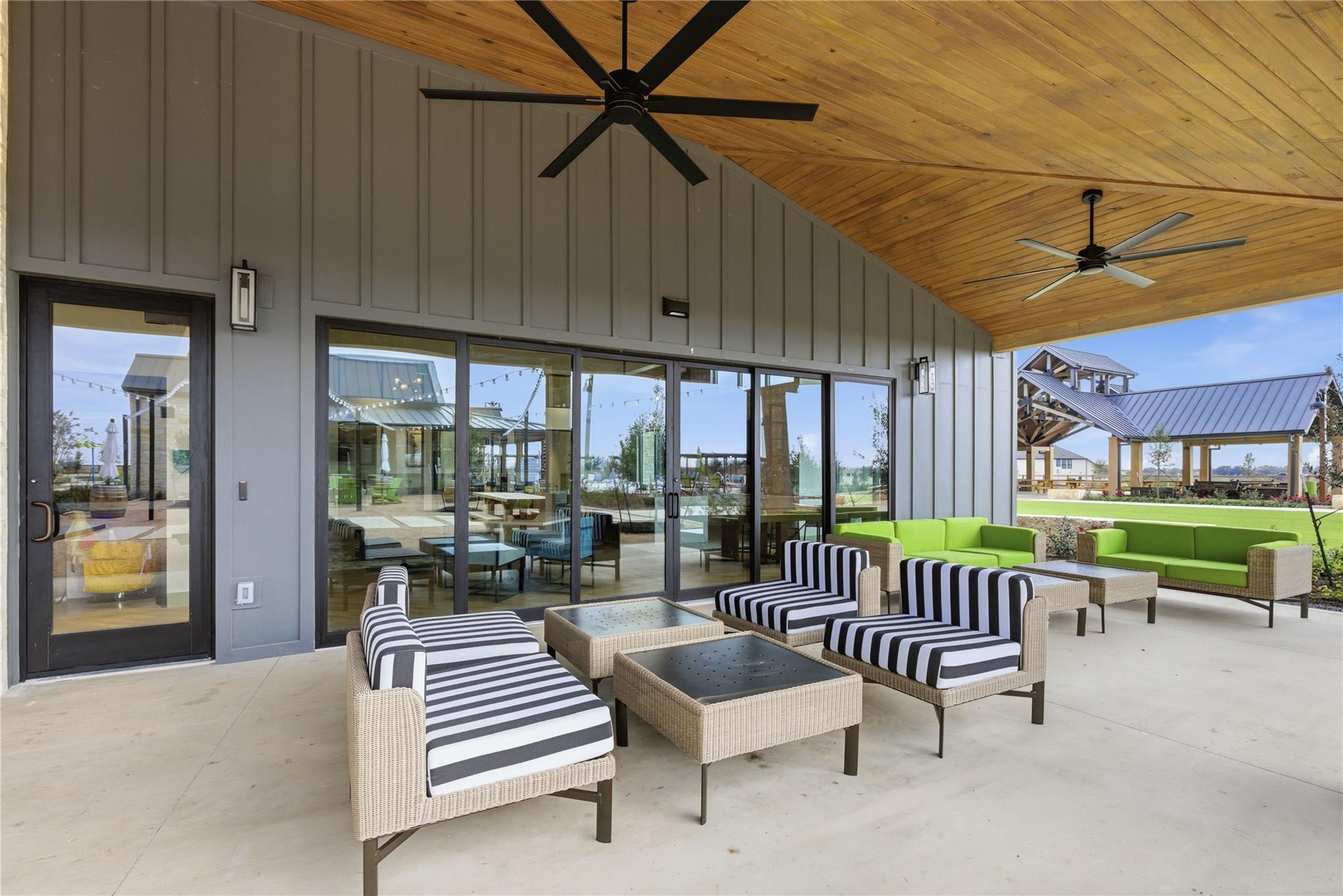 117 Royal Fern Rd, Hutto, TX 78634