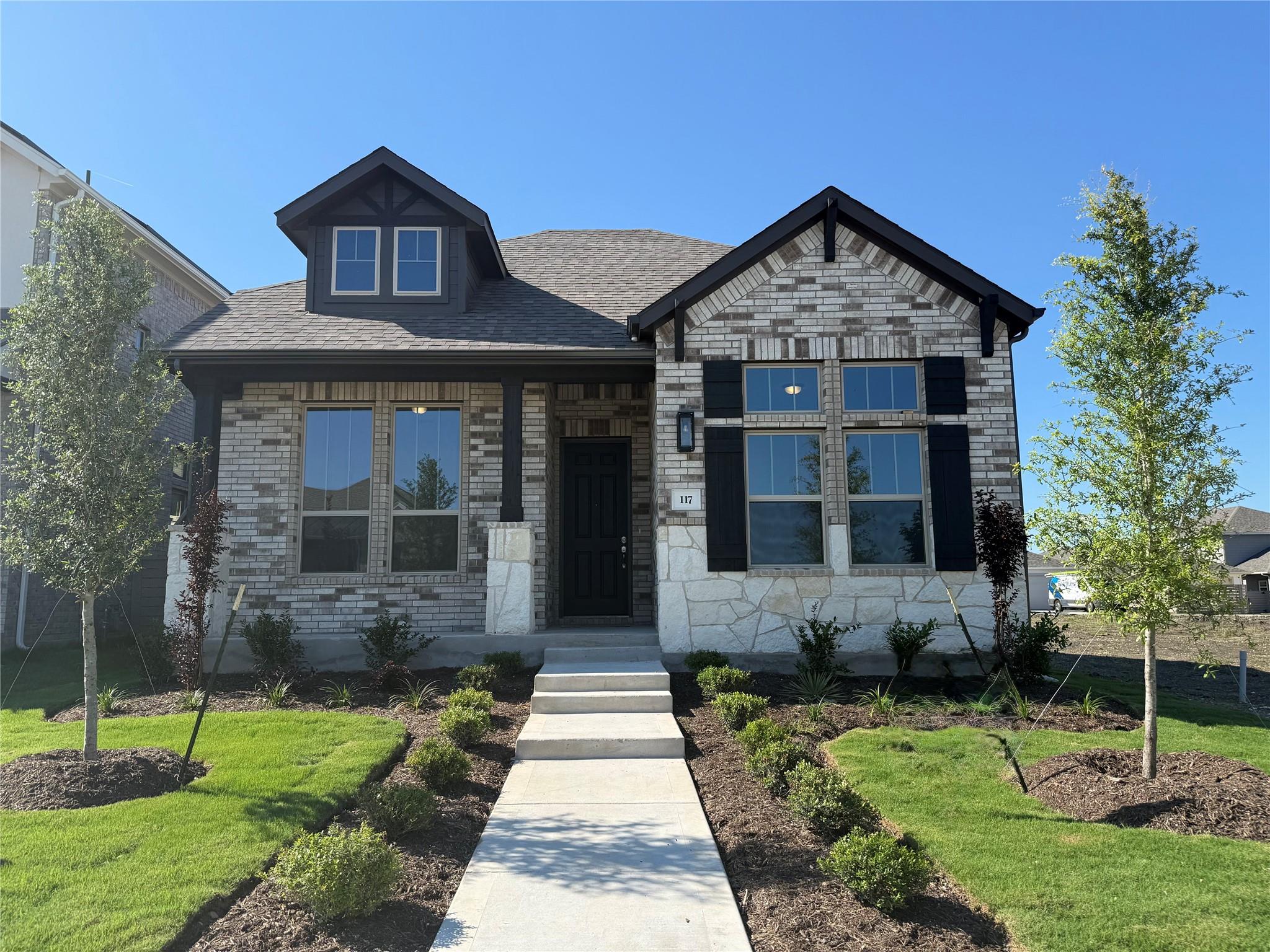 117 Royal Fern Rd, Hutto, TX 78634