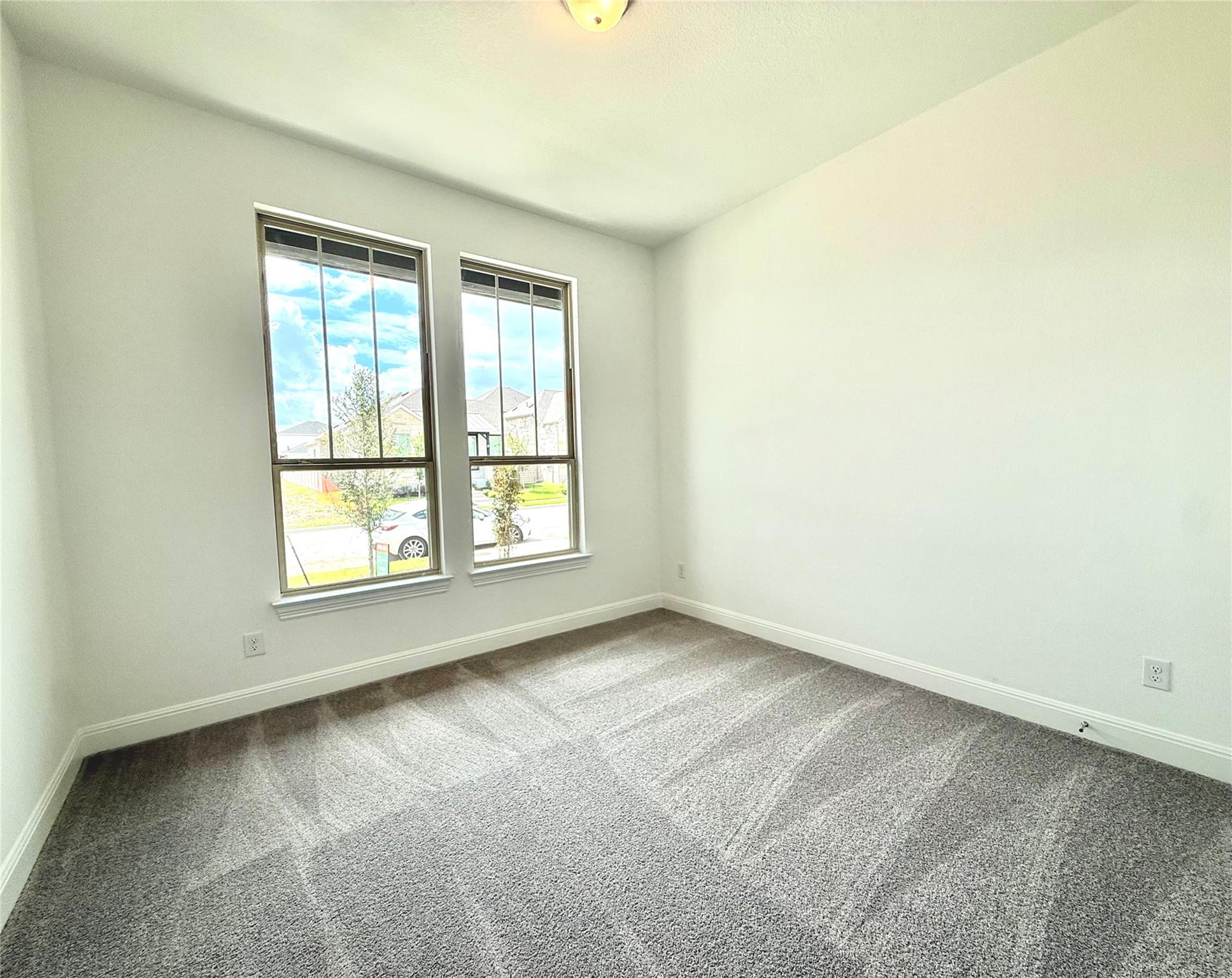 117 Royal Fern Rd, Hutto, TX 78634