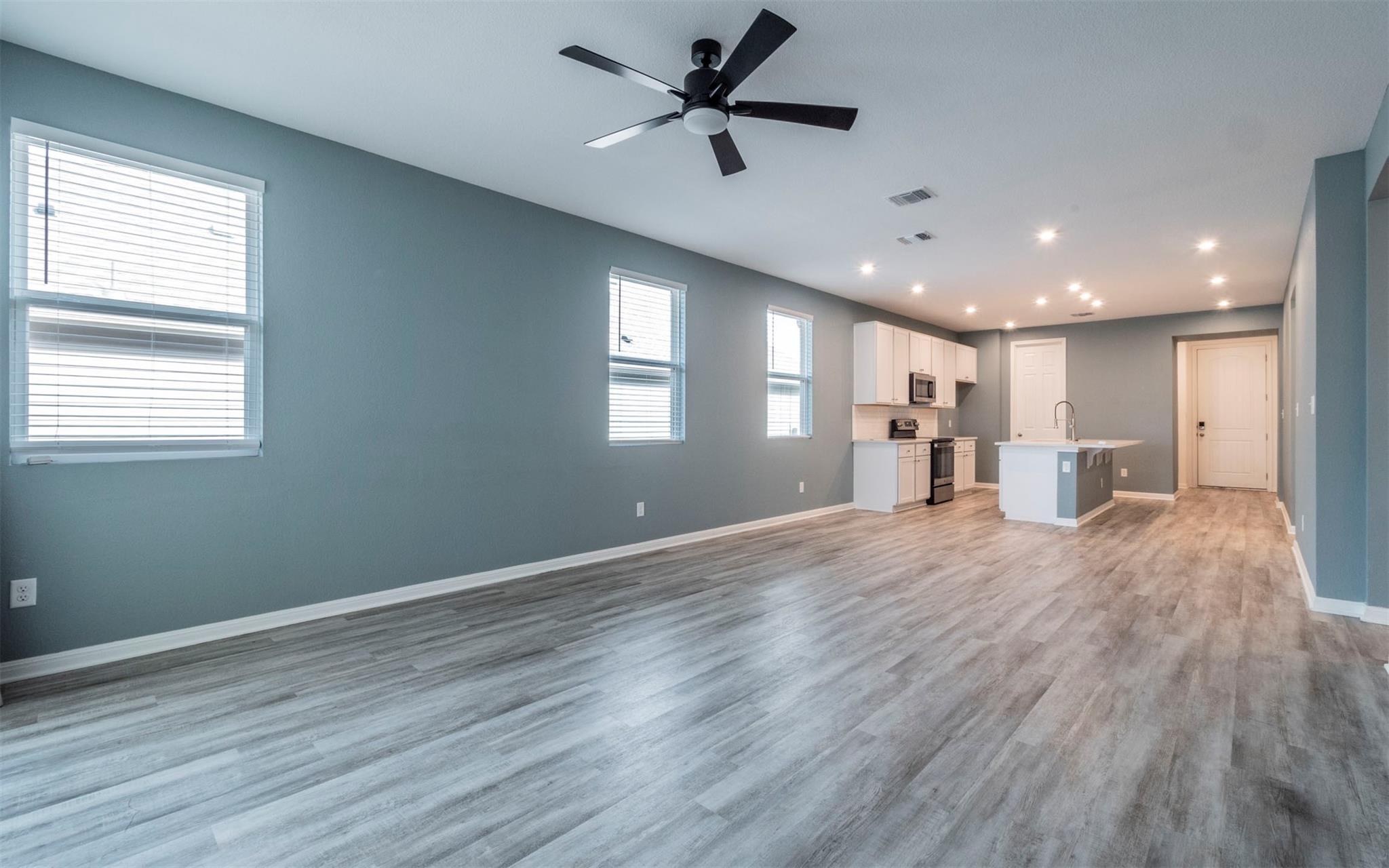 228 Citation Dr, Jarrell, TX 76537