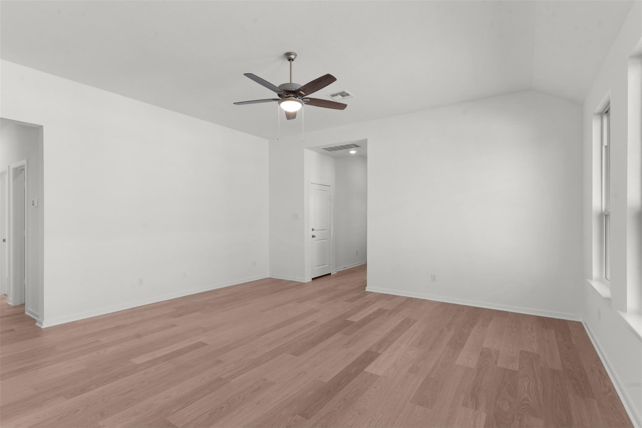 25632 Wheat Seed Ln, Elgin, TX 78621