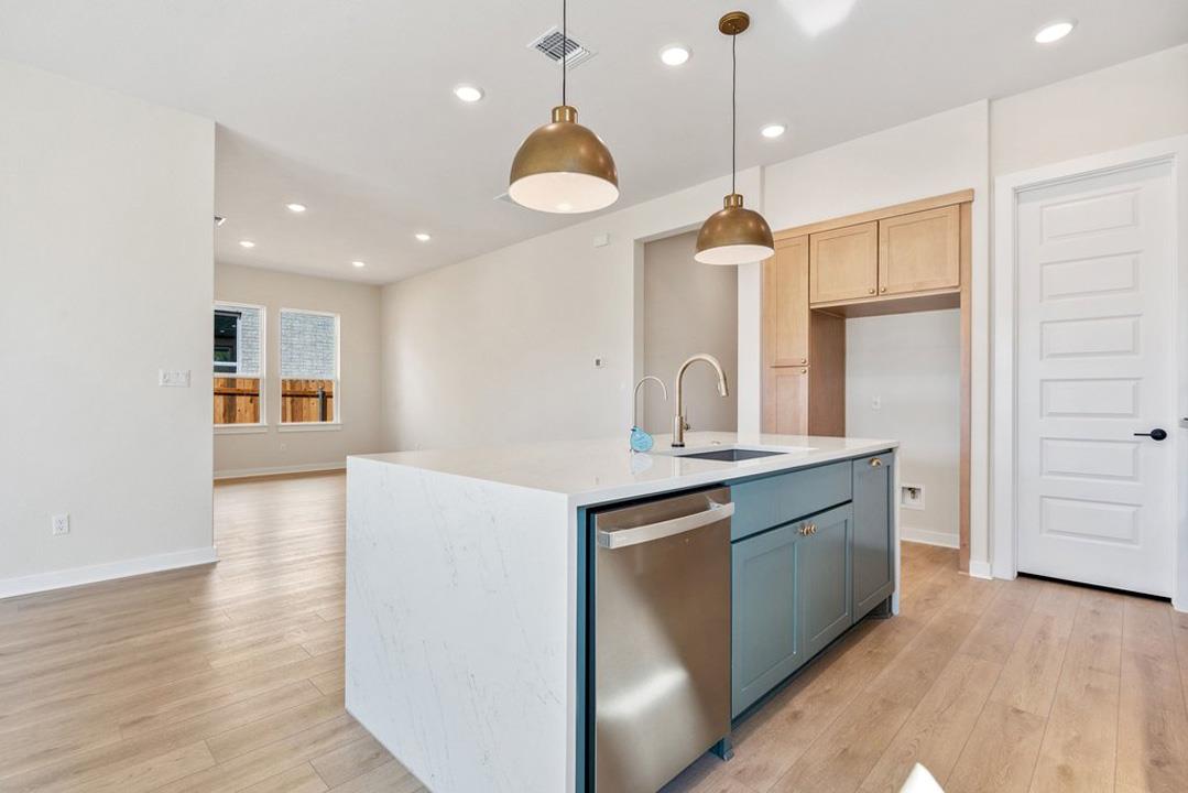 342 Heritage Forest Parkway, Dripping Springs, TX 78620