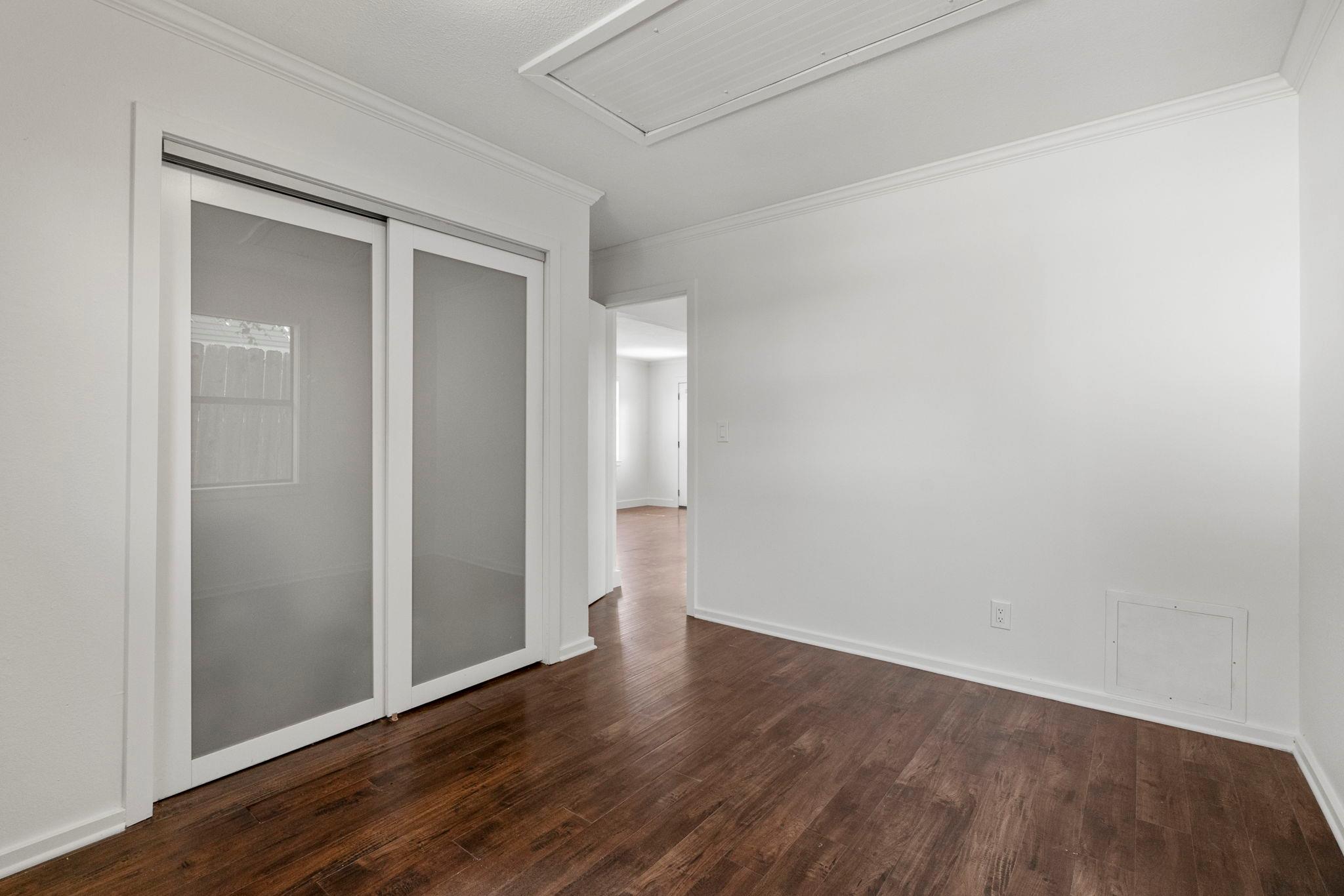 912 1/2 E 50th St, Austin, TX 78751