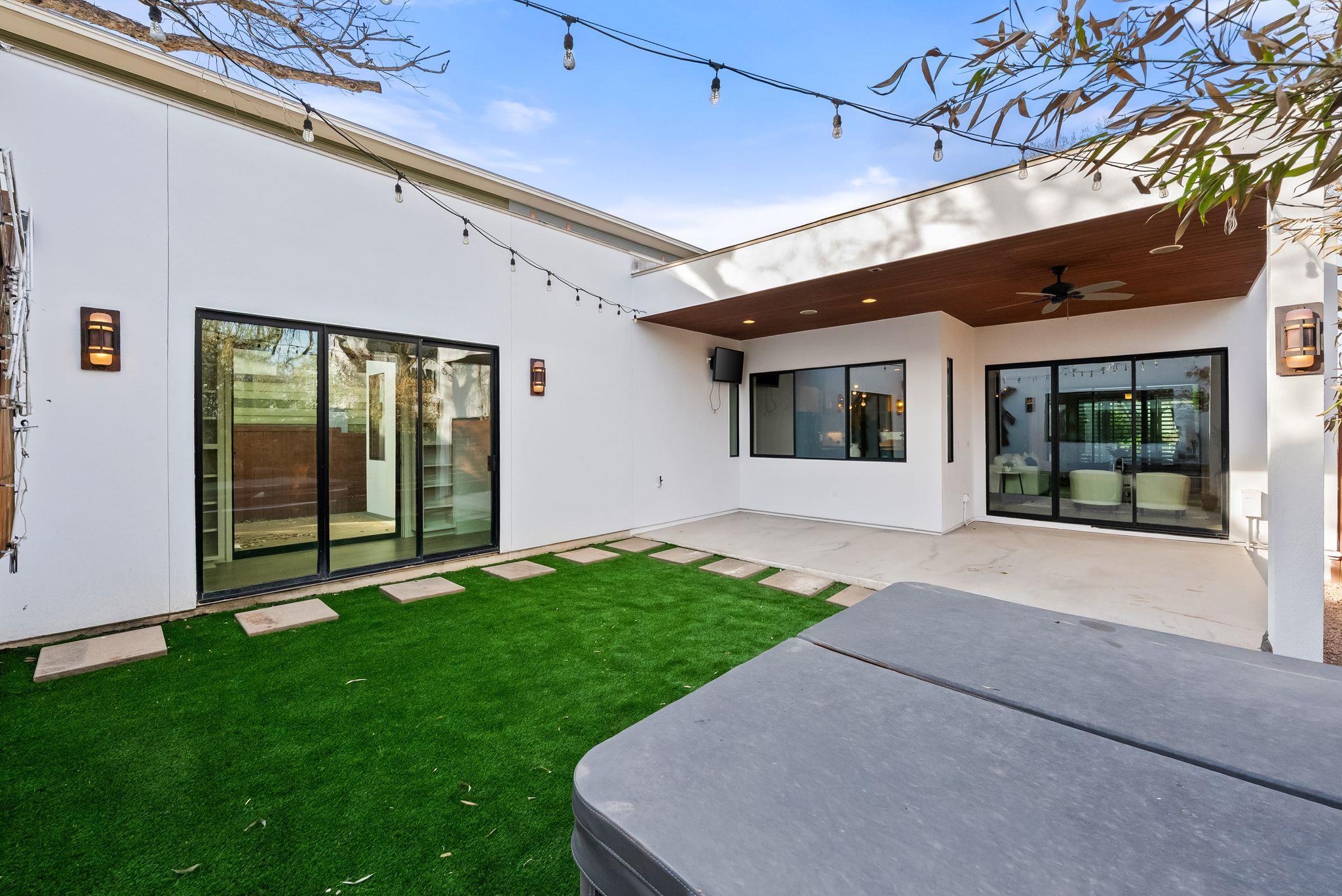 513 El Paso St, Austin, TX 78704