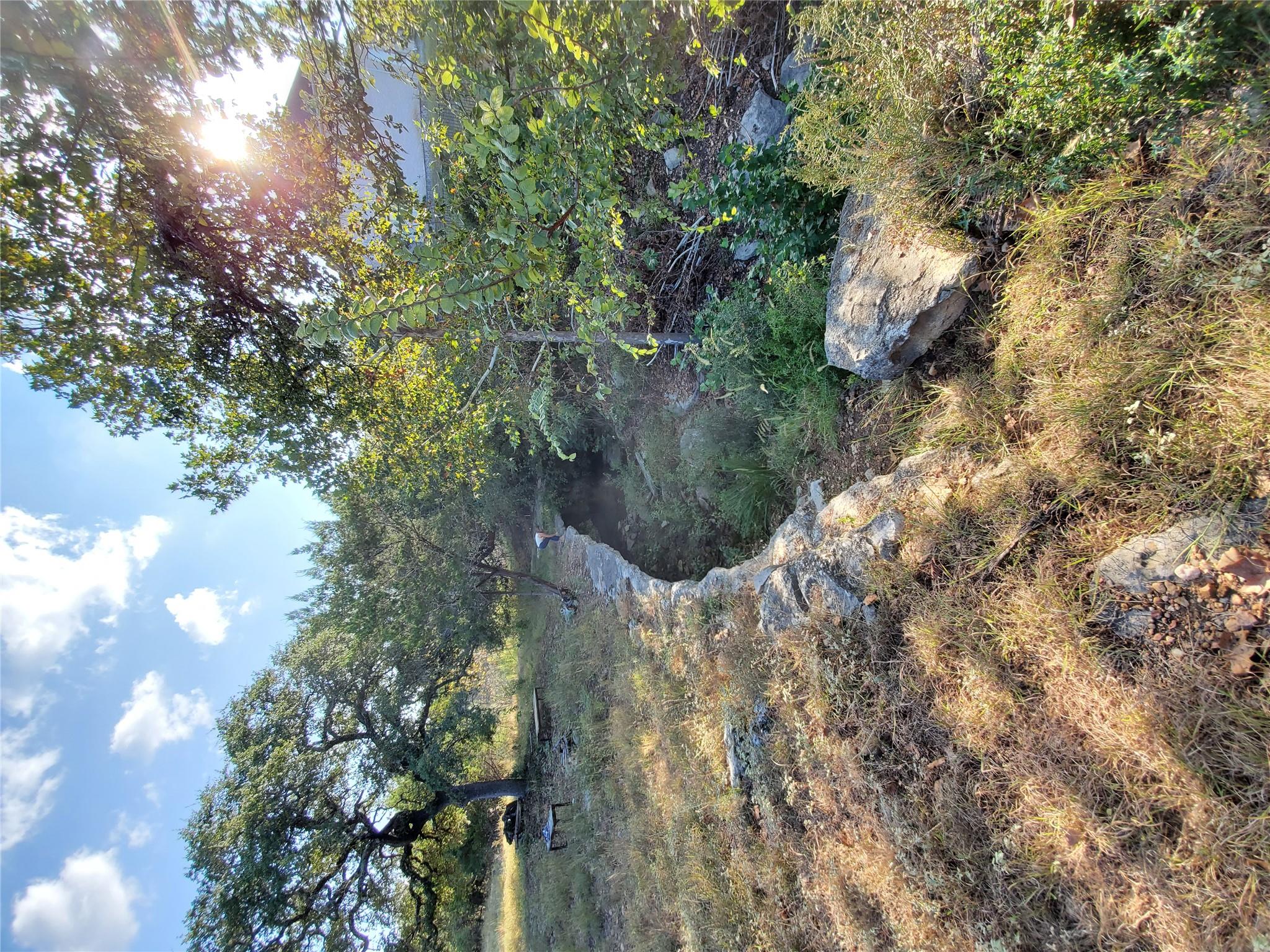 2922 Travis Lakeside Dr, Spicewood, TX 78669