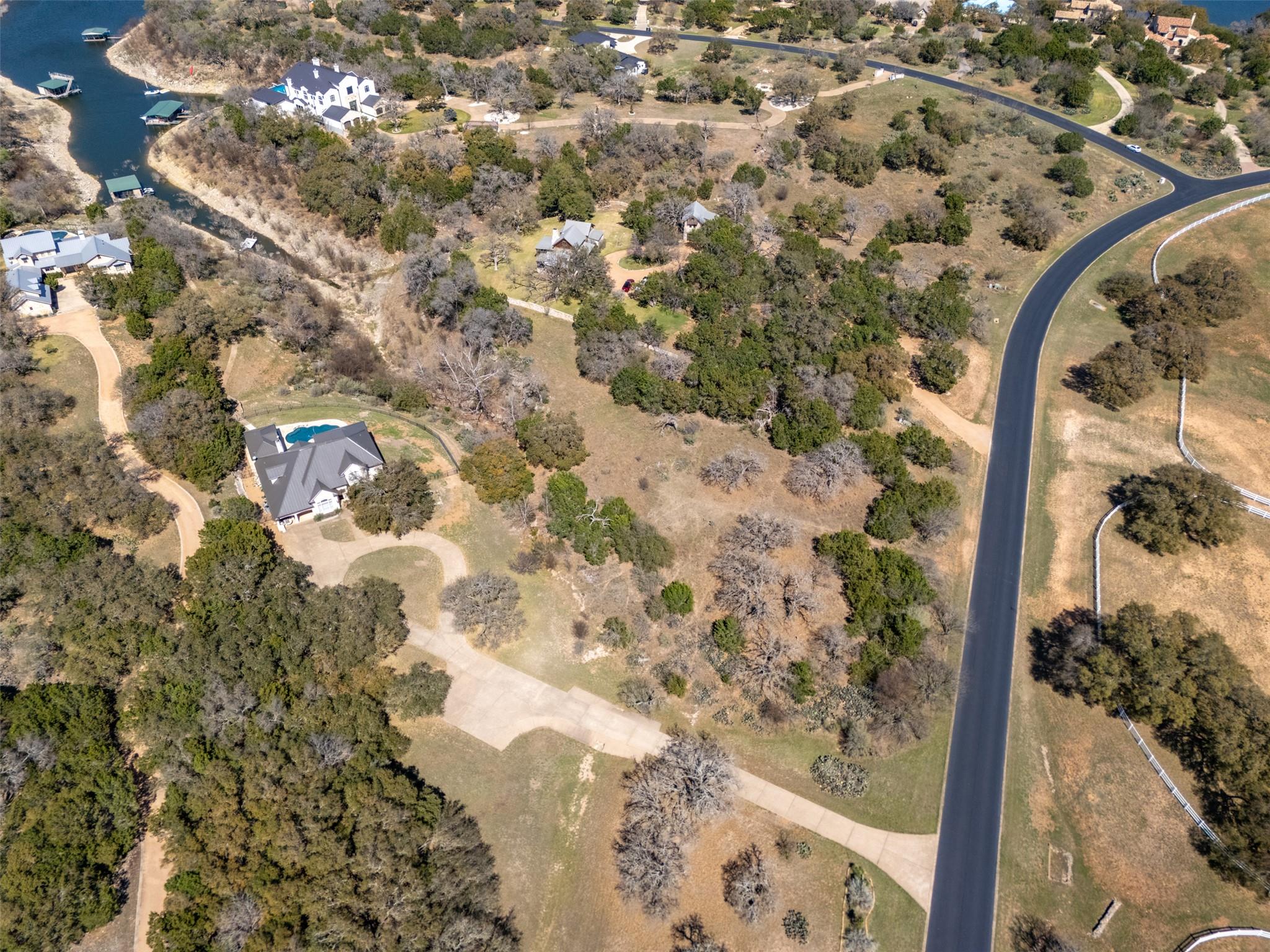 2922 Travis Lakeside Dr, Spicewood, TX 78669